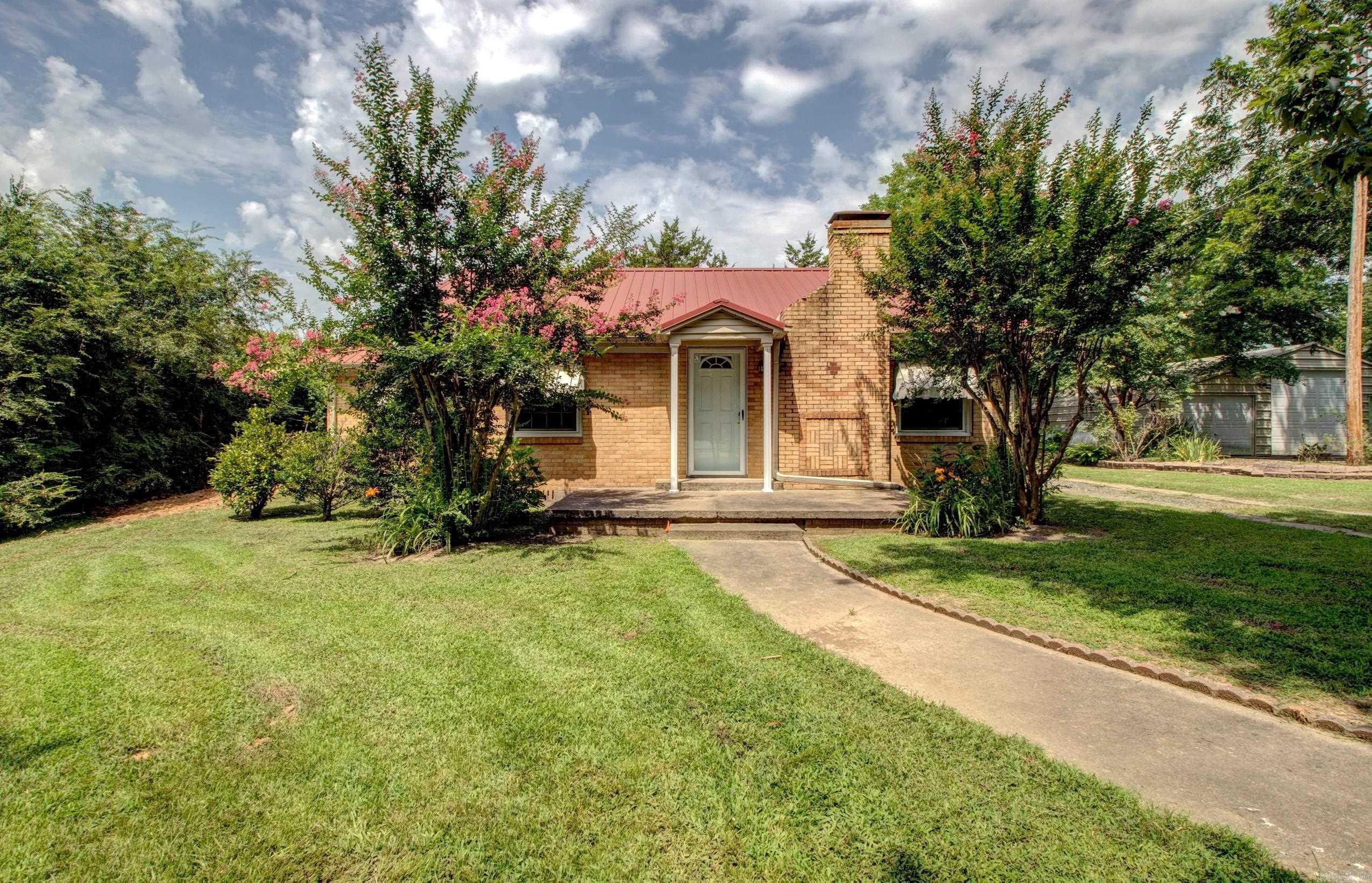 16100 West Street  Roland, AR