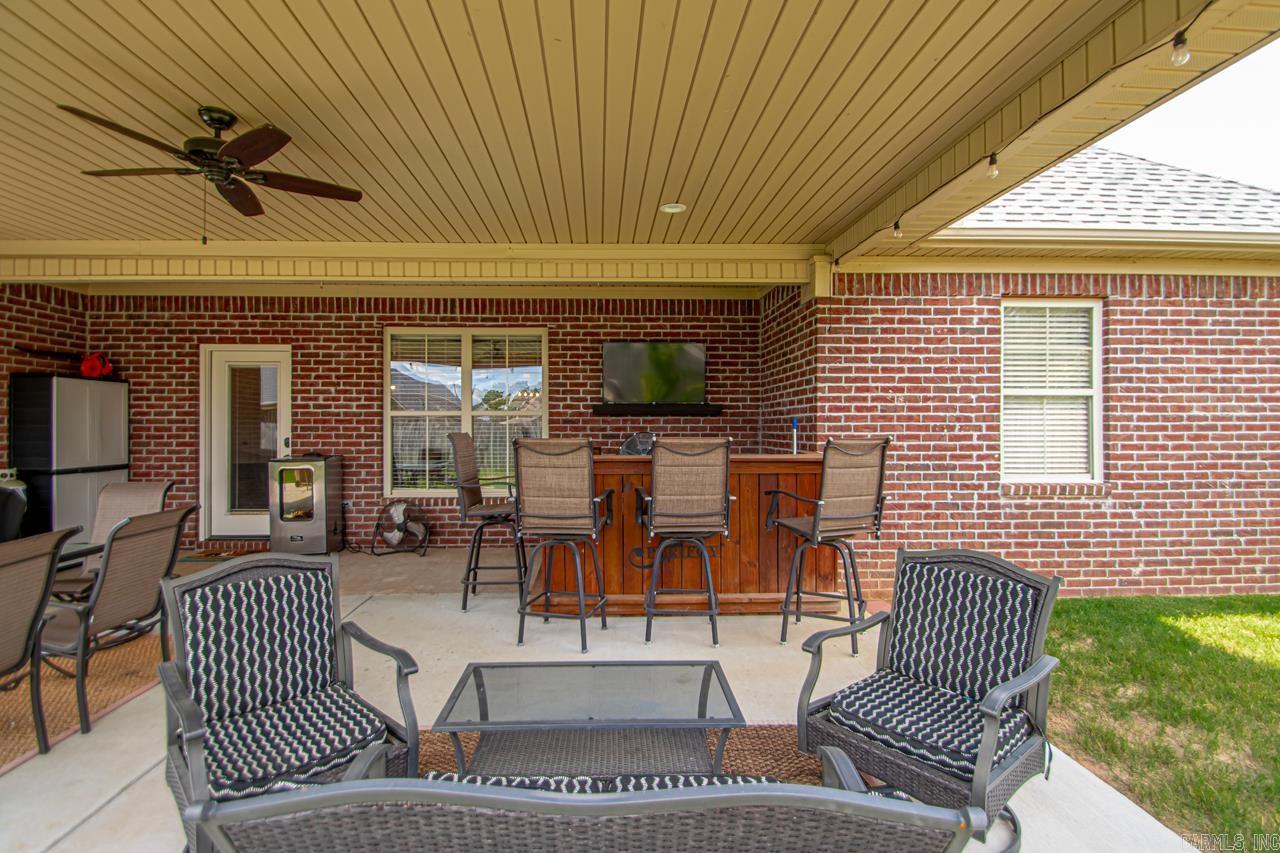 6300 PIERCE MANSE Loop Benton, AR 72019