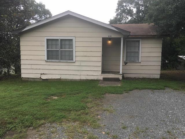 210  Hwy 4  Cove, AR