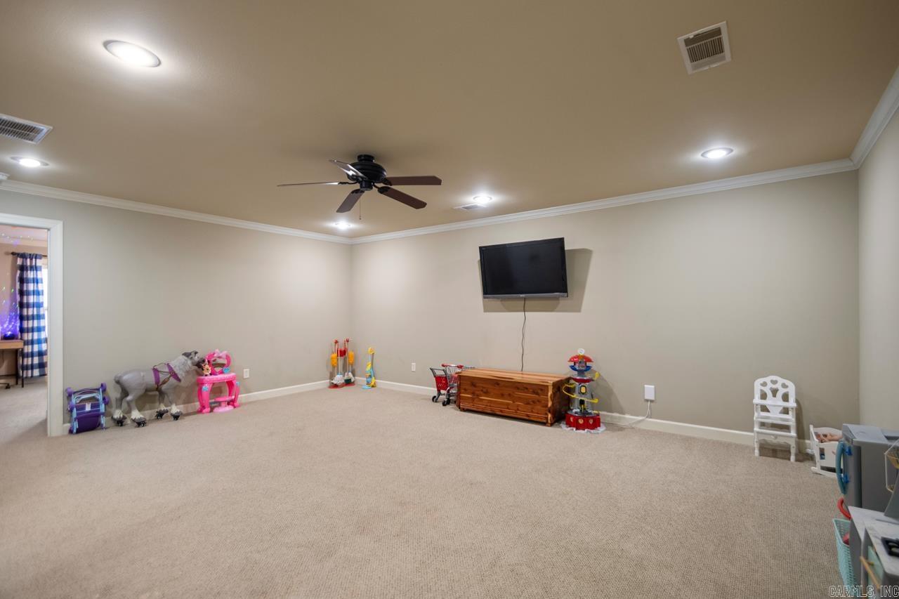 3807 Commonwealth Bryant, AR 72022