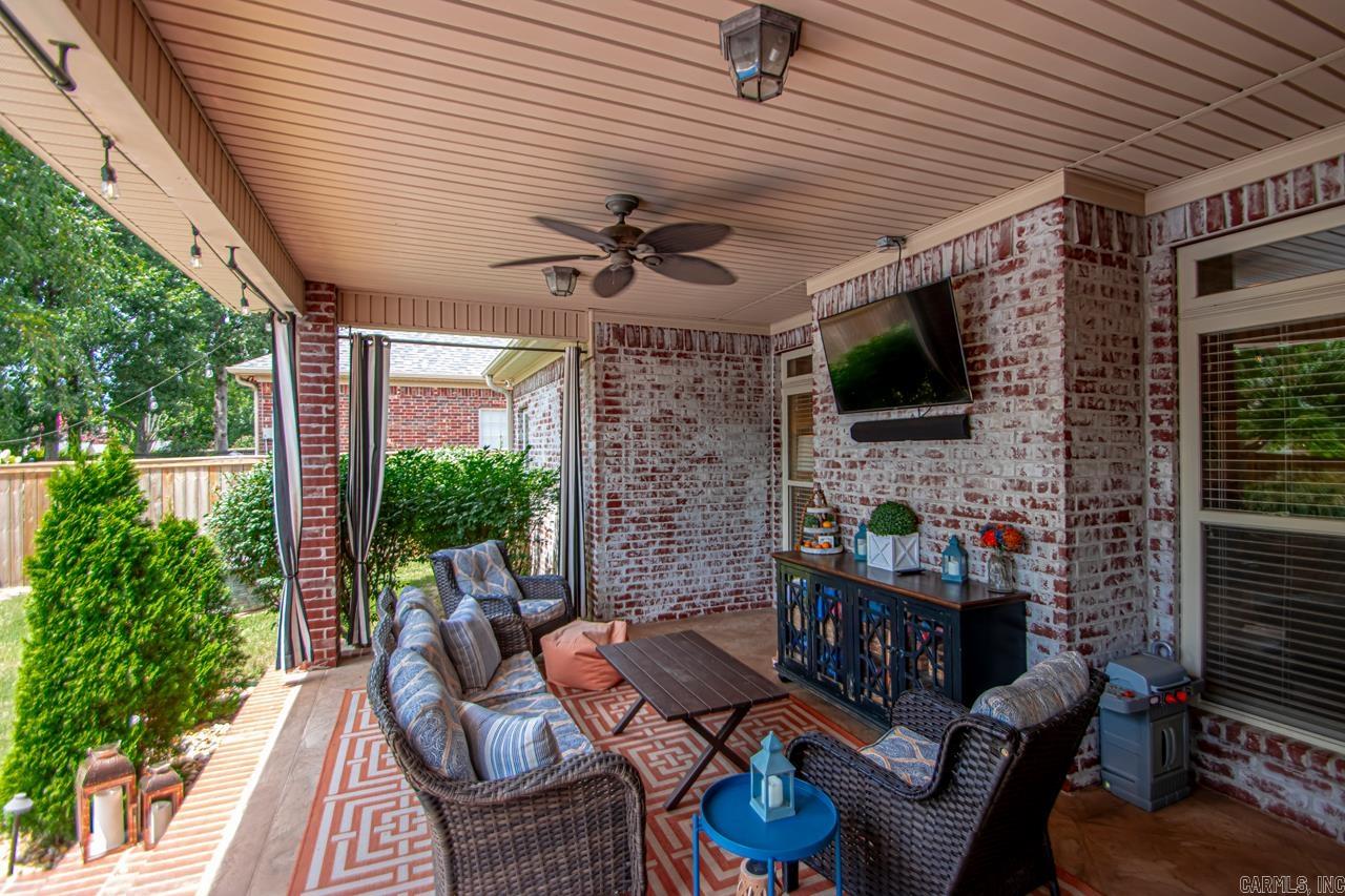 3807 Commonwealth Bryant, AR 72022