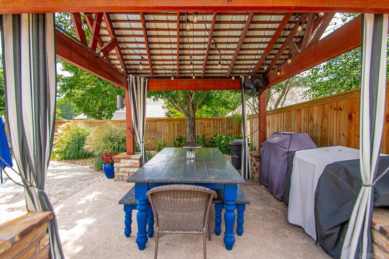 3807 Commonwealth Bryant, AR 72022