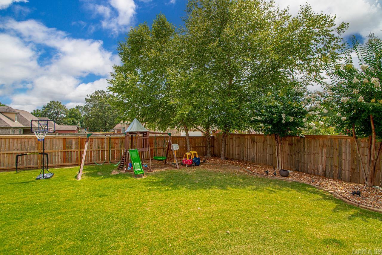 3807 Commonwealth Bryant, AR 72022