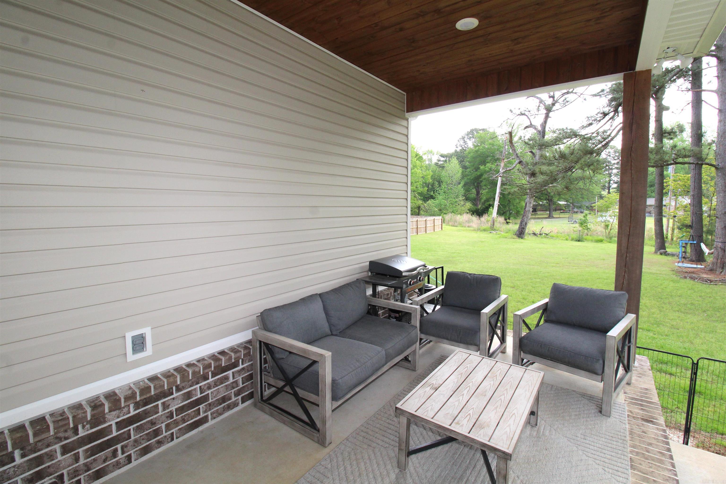 570 Shackleford Road  Sheridan, AR