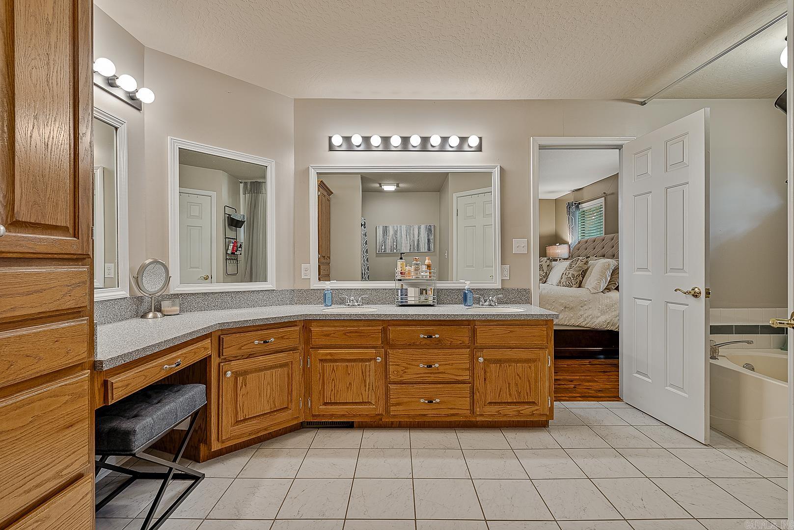 2800 Wildrose Paragould, AR 72450