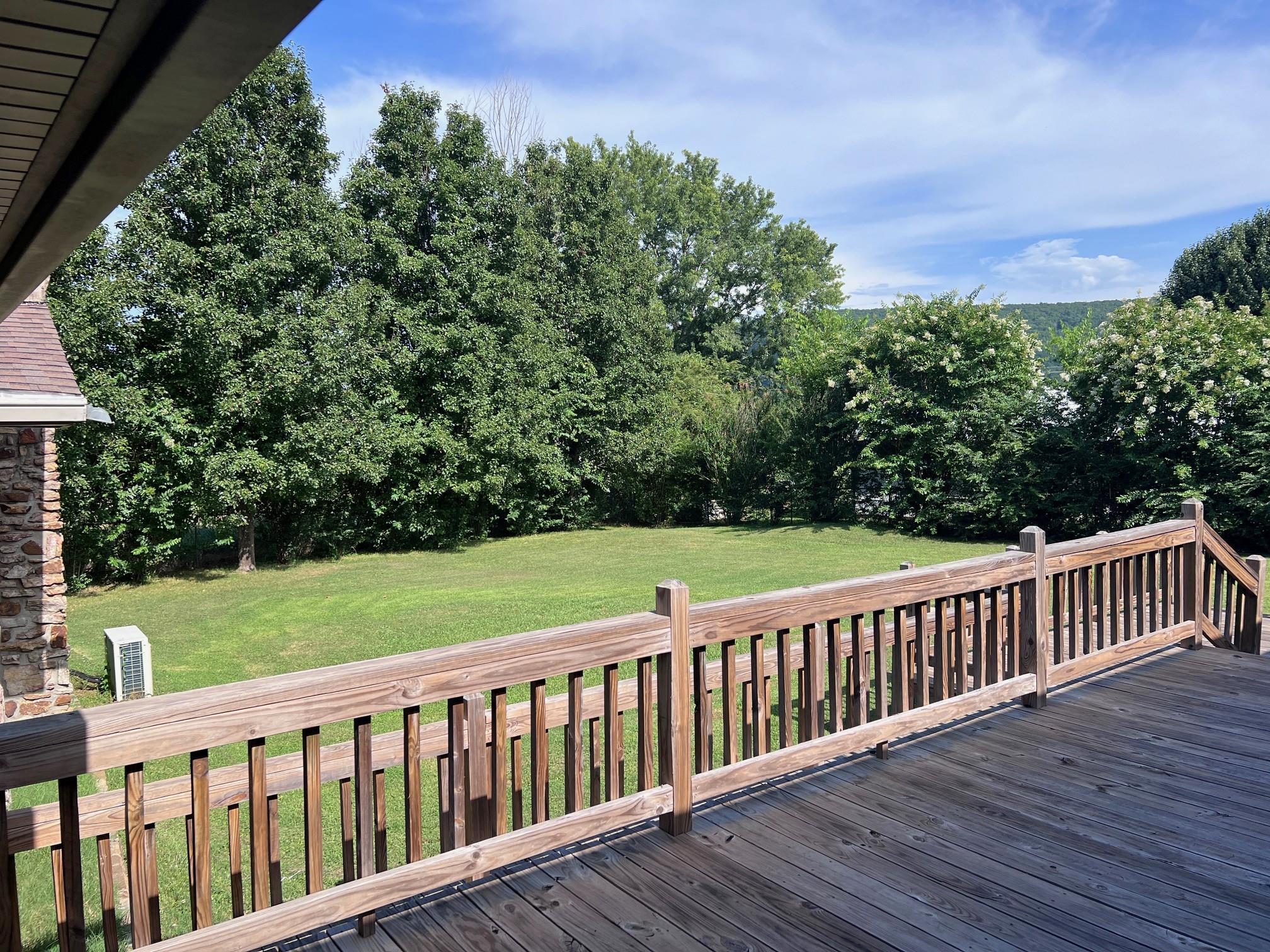 1112 Maple  Mountain View, AR
