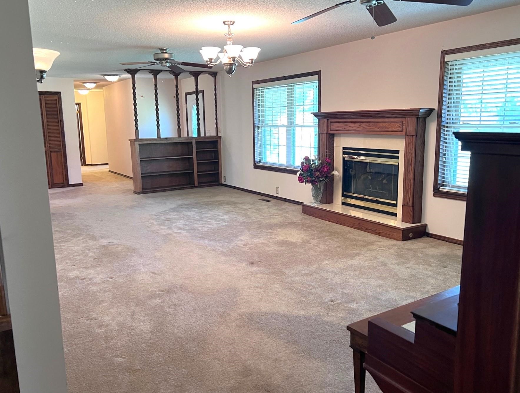 1112 Maple  Mountain View, AR