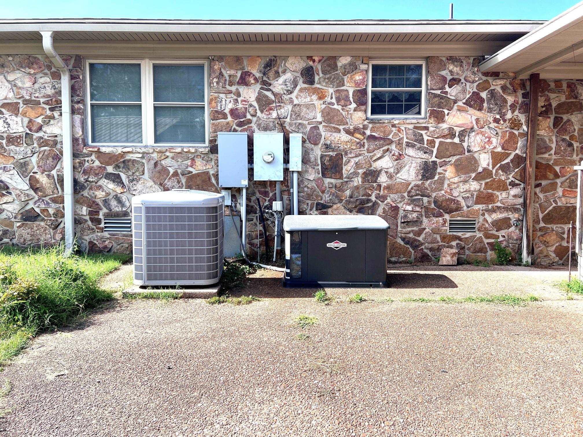 1112 Maple  Mountain View, AR