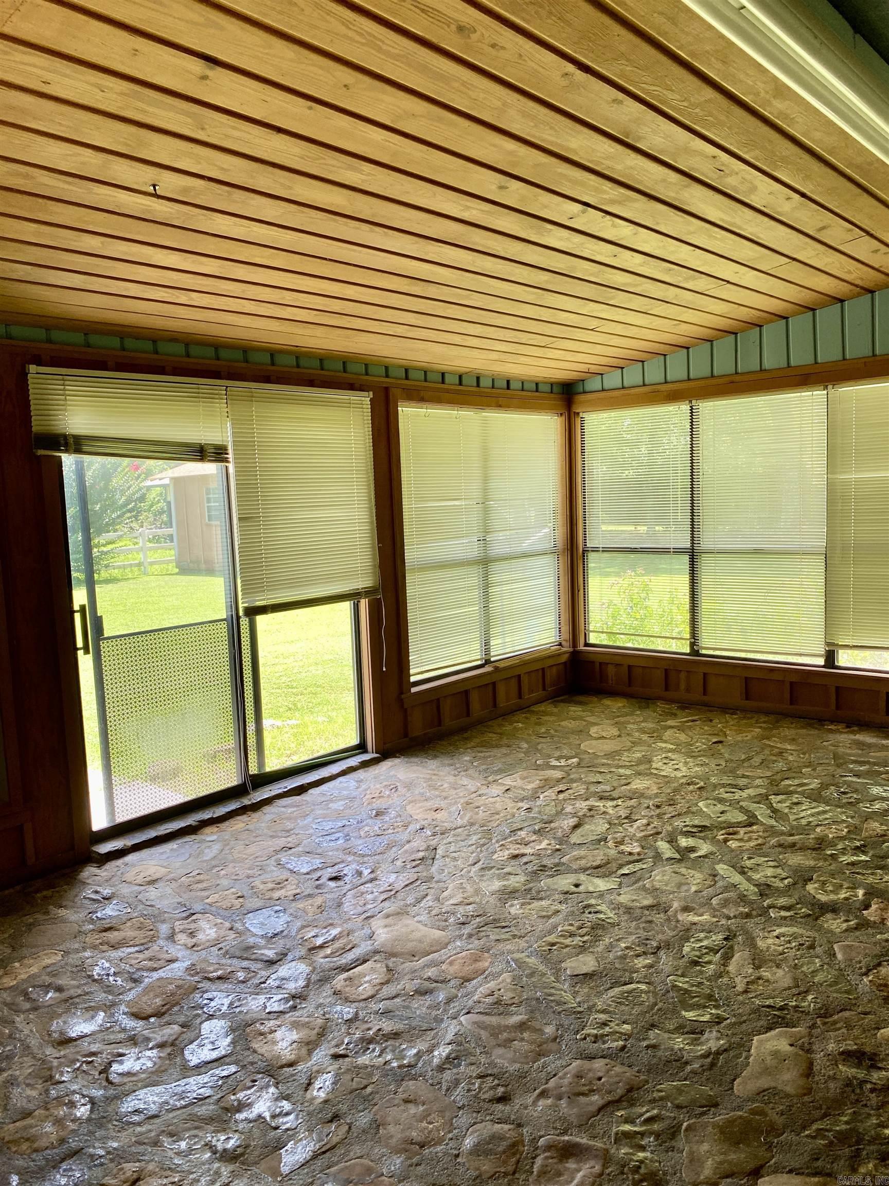 3495 County Road 3451  Clarksville, AR