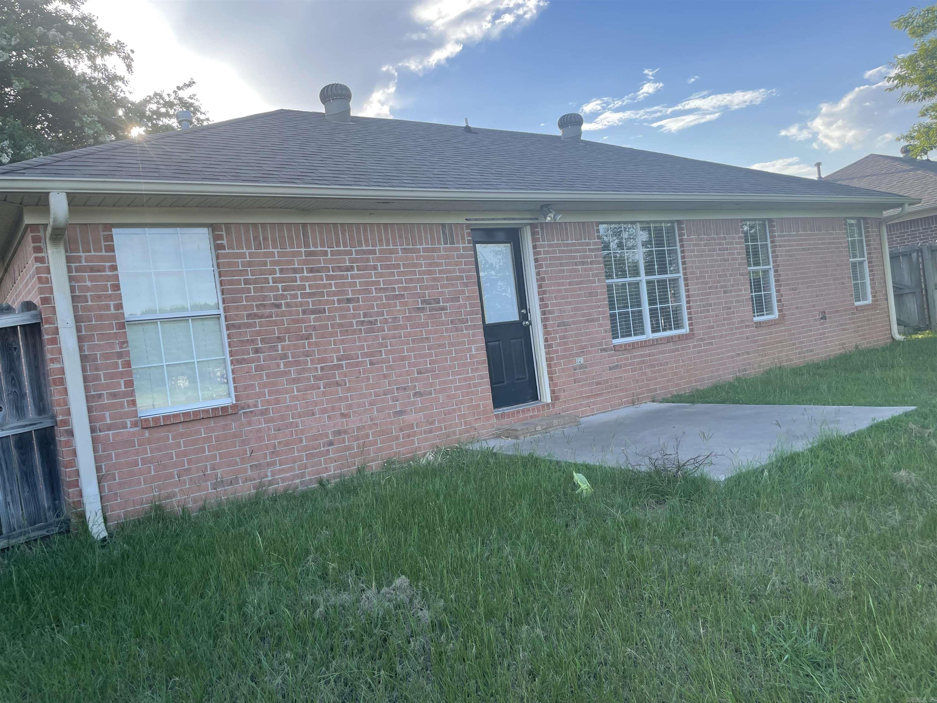 530 Cherub Conway, AR 72034