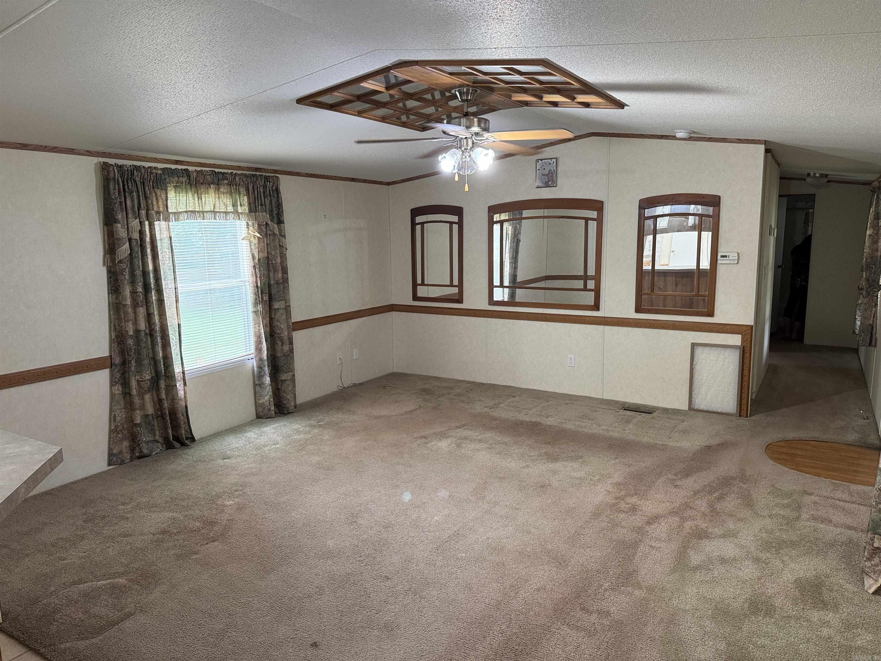 59 Starfield Road W.  Greers Ferry, AR