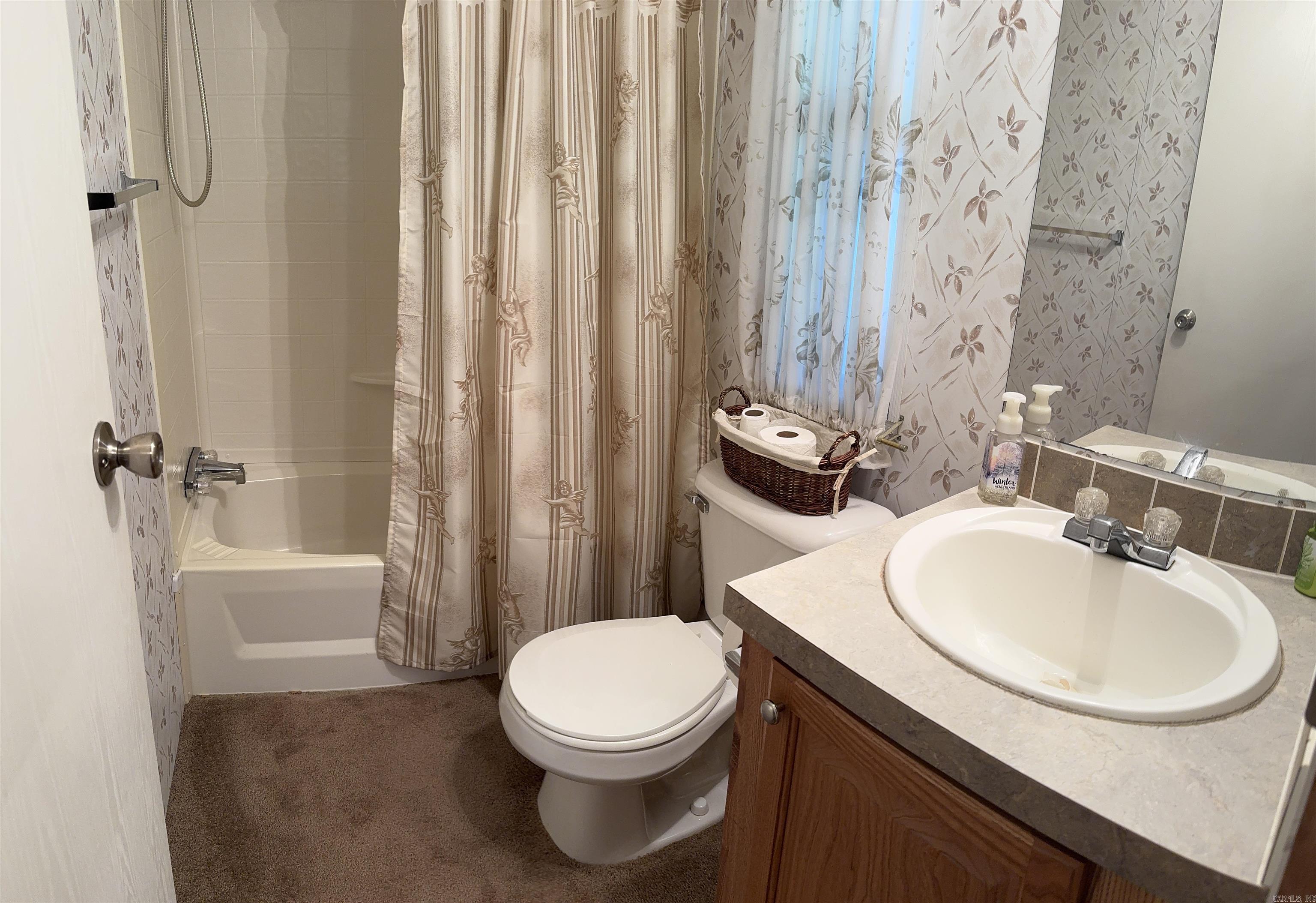 59 Starfield Road W.  Greers Ferry, AR