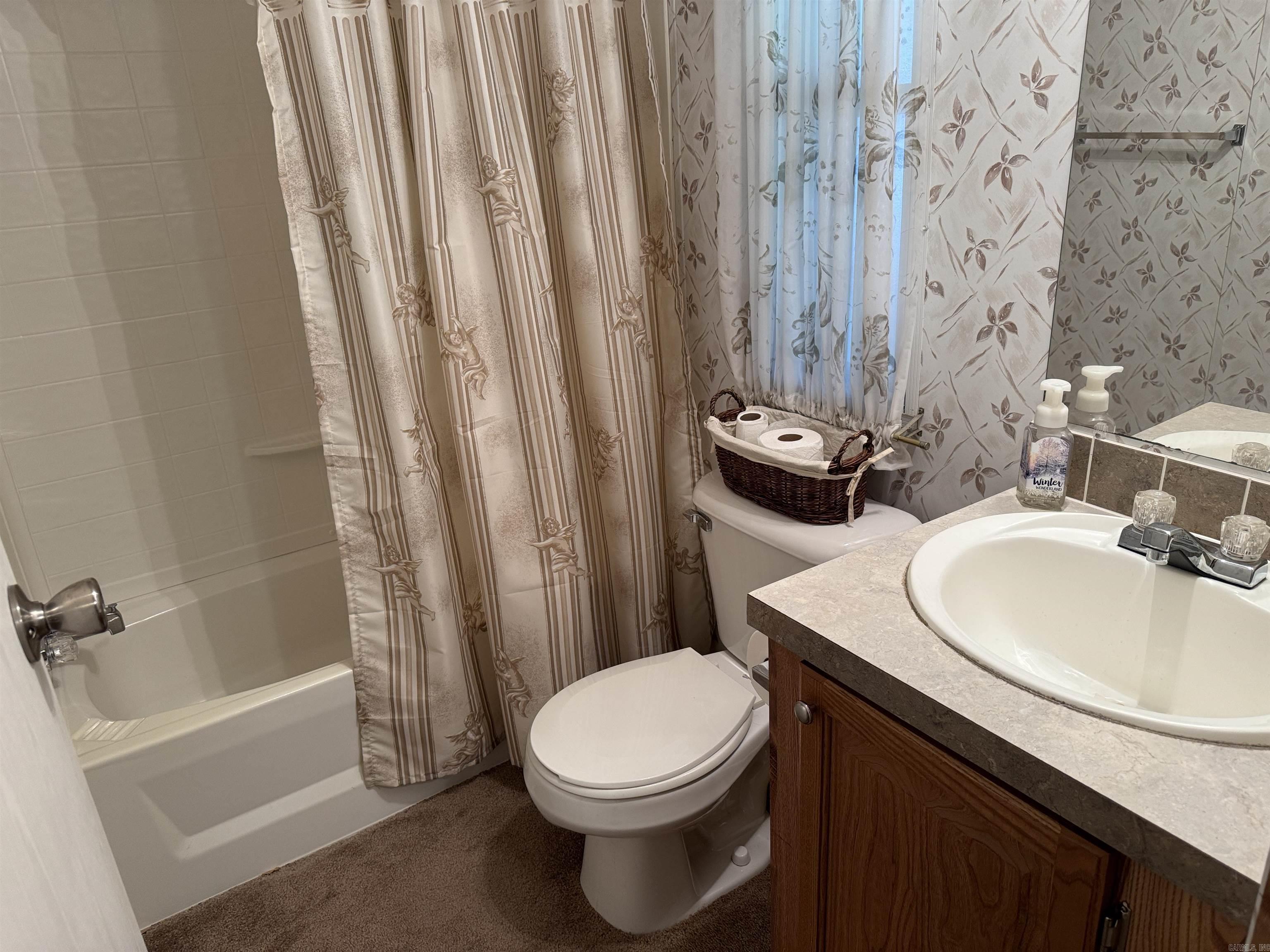 59 Starfield Road W.  Greers Ferry, AR