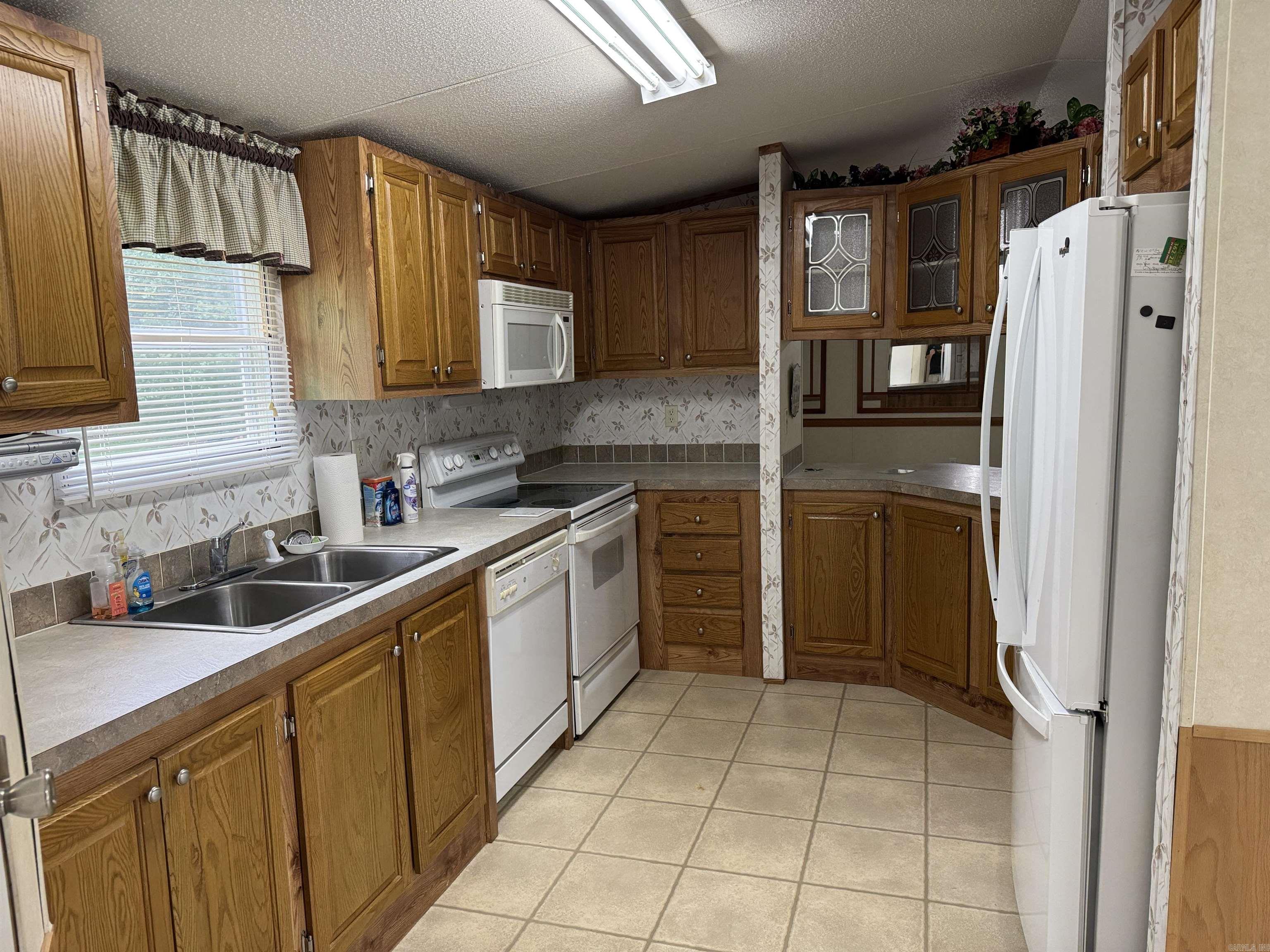 59 Starfield Road W.  Greers Ferry, AR