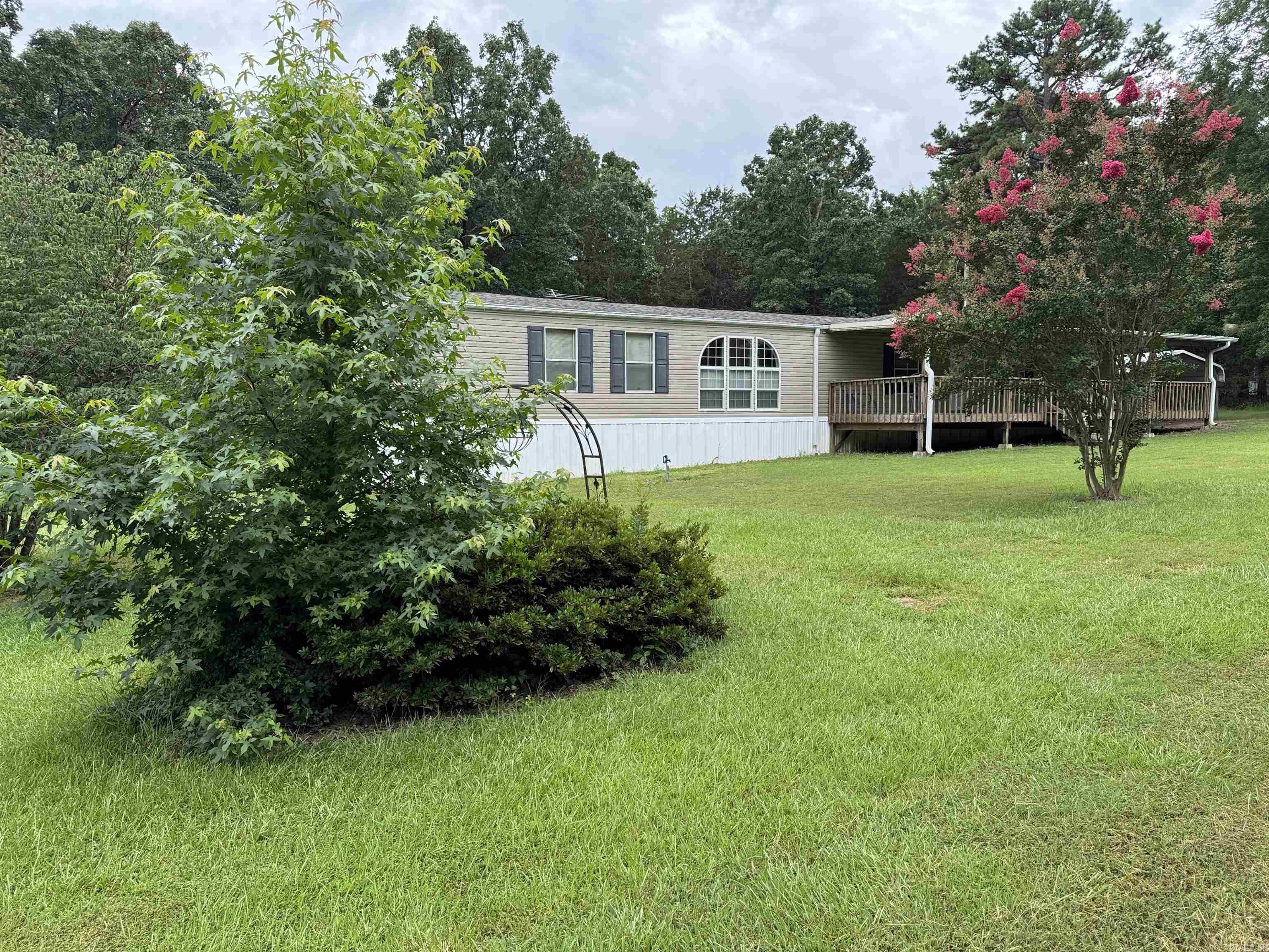 59 Starfield Road W.  Greers Ferry, AR