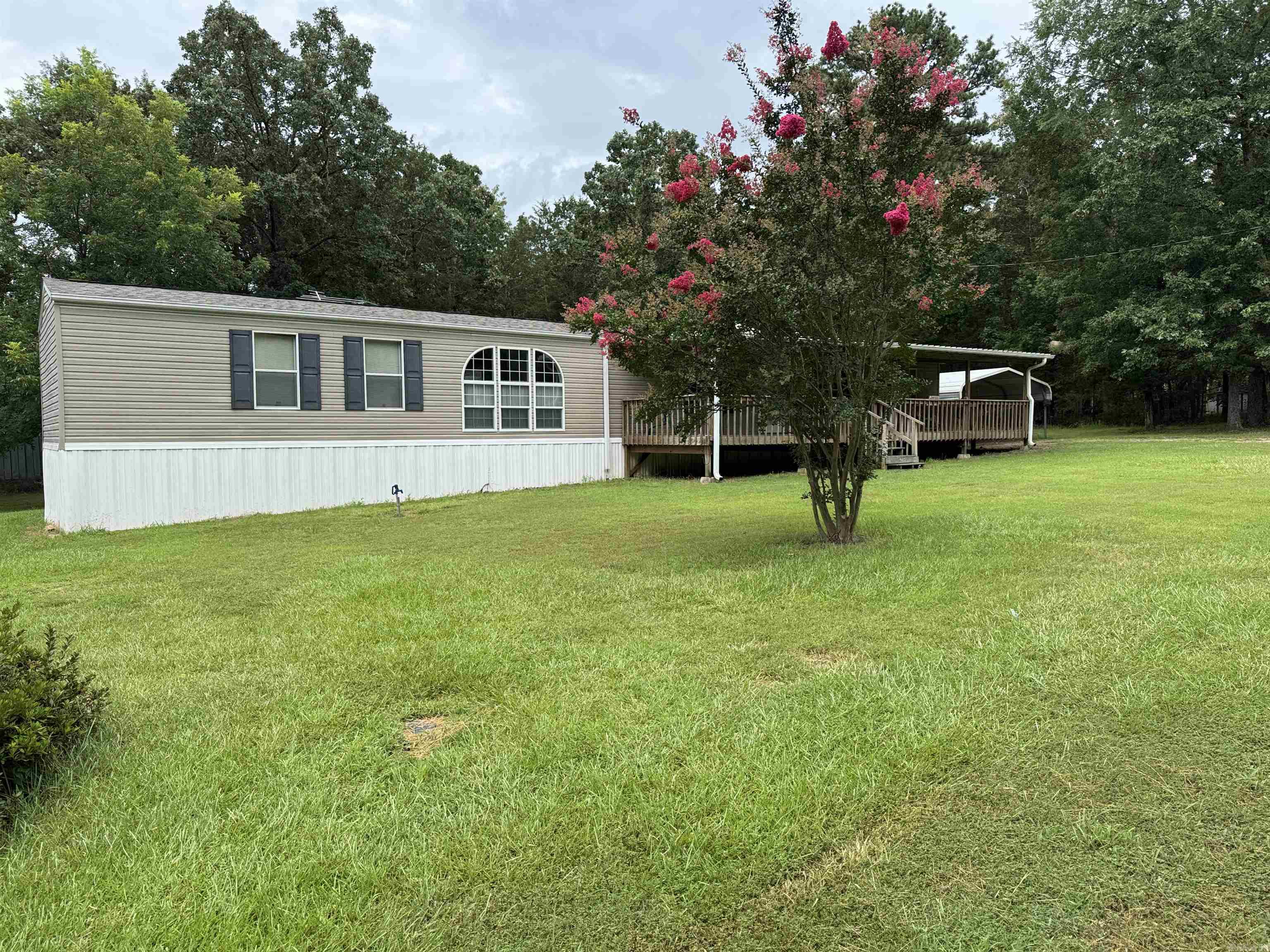 59 Starfield Road W.  Greers Ferry, AR