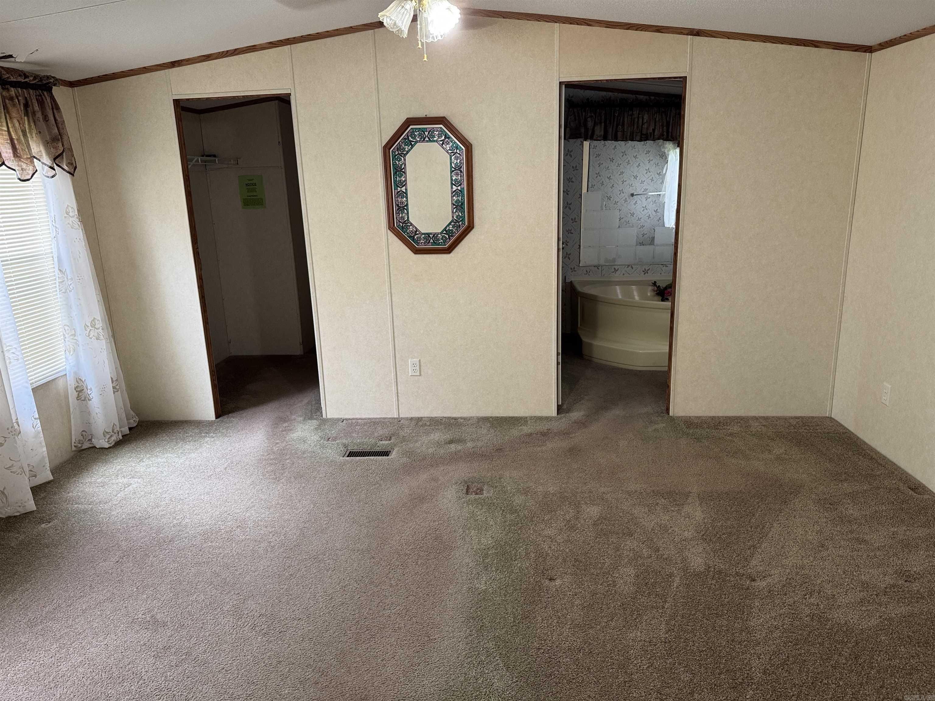 59 Starfield Road W.  Greers Ferry, AR