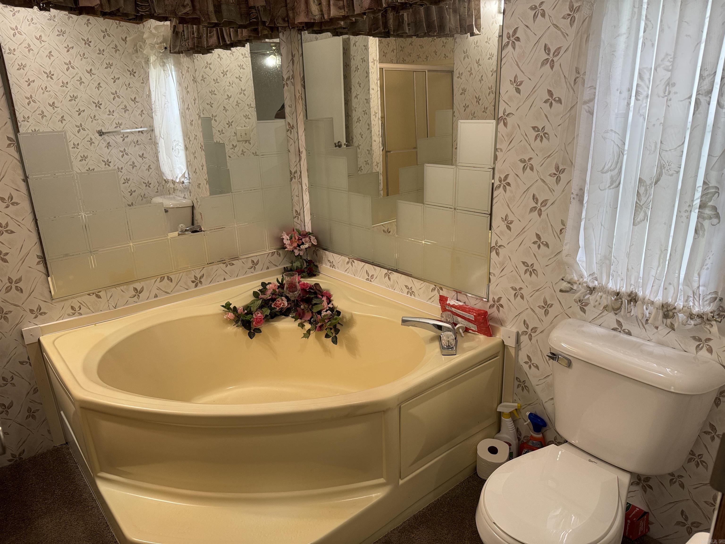 59 Starfield Road W.  Greers Ferry, AR