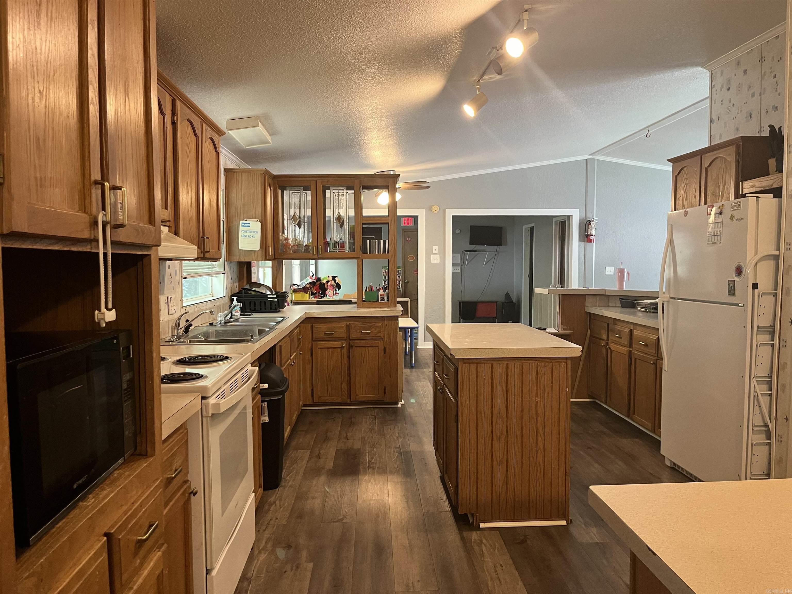 2220 N Highway 229  Haskell, AR