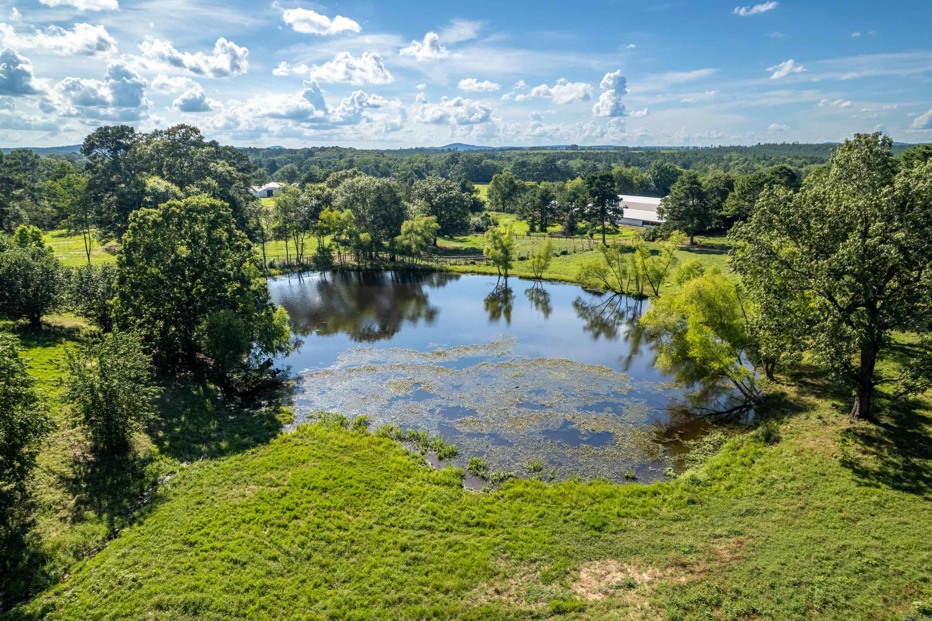 6867 Airport Rd  Bonnerdale, AR
