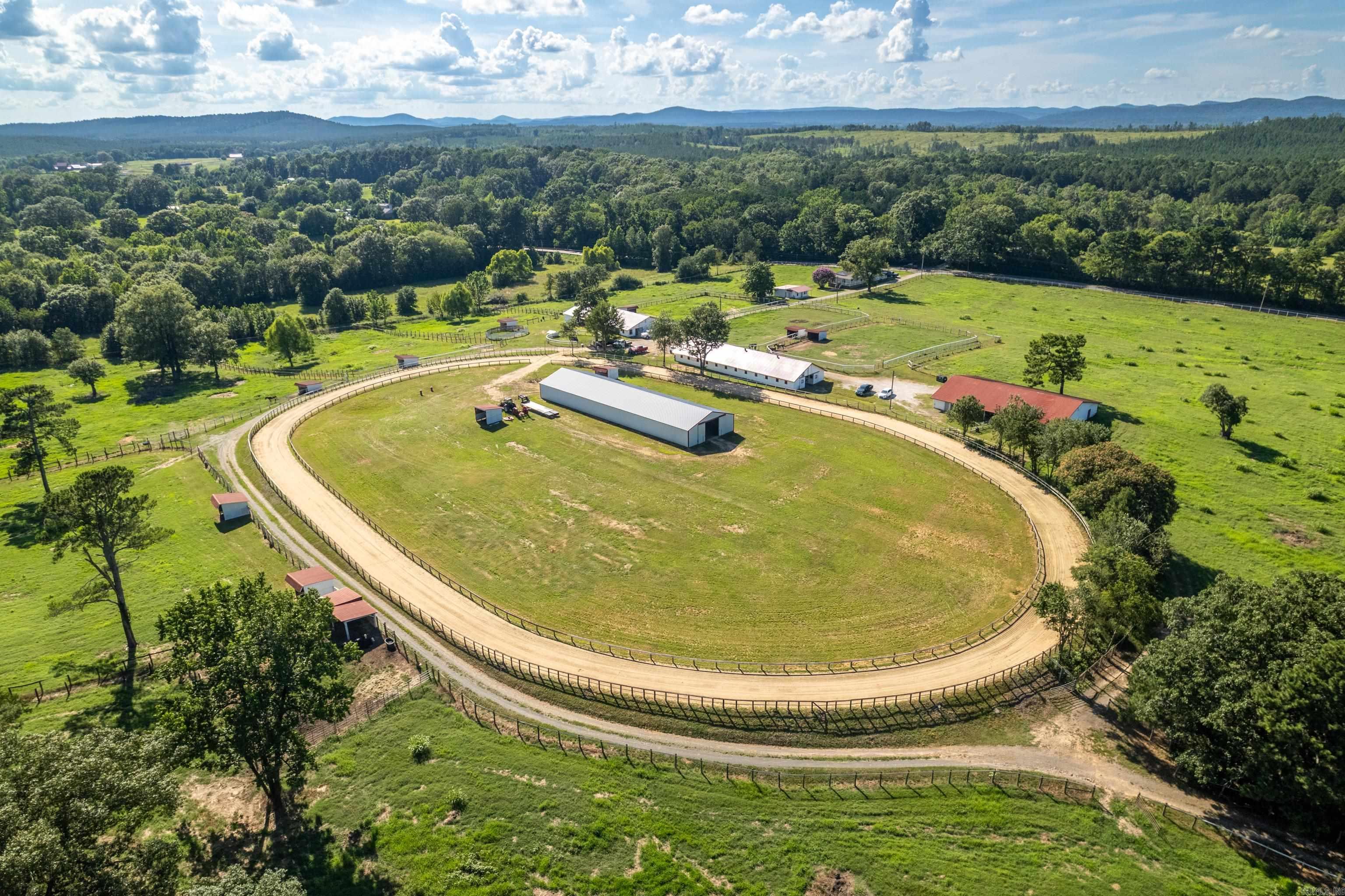 6867 Airport Rd  Bonnerdale, AR