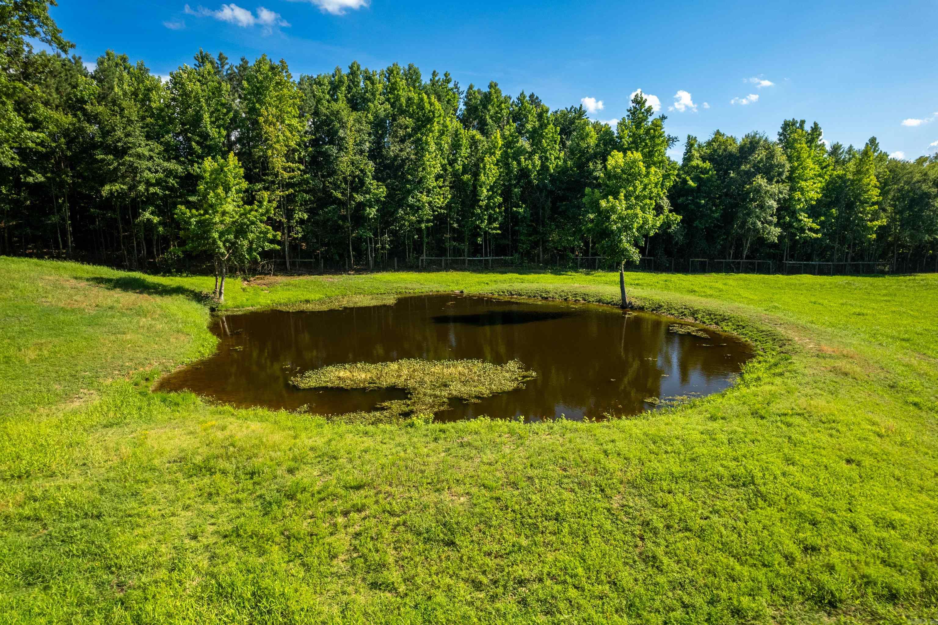 6867 Airport Rd  Bonnerdale, AR