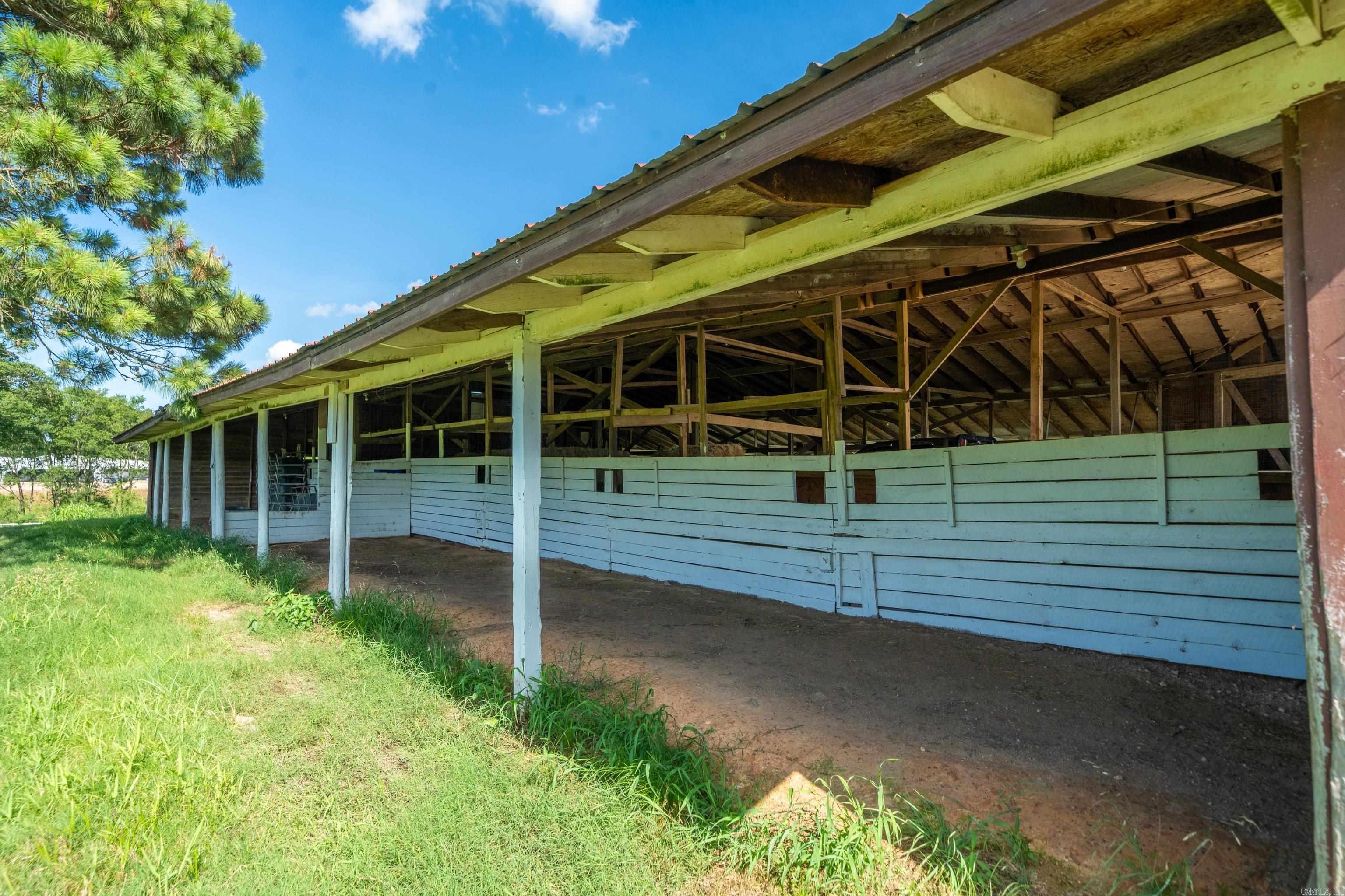 6867 Airport Rd  Bonnerdale, AR