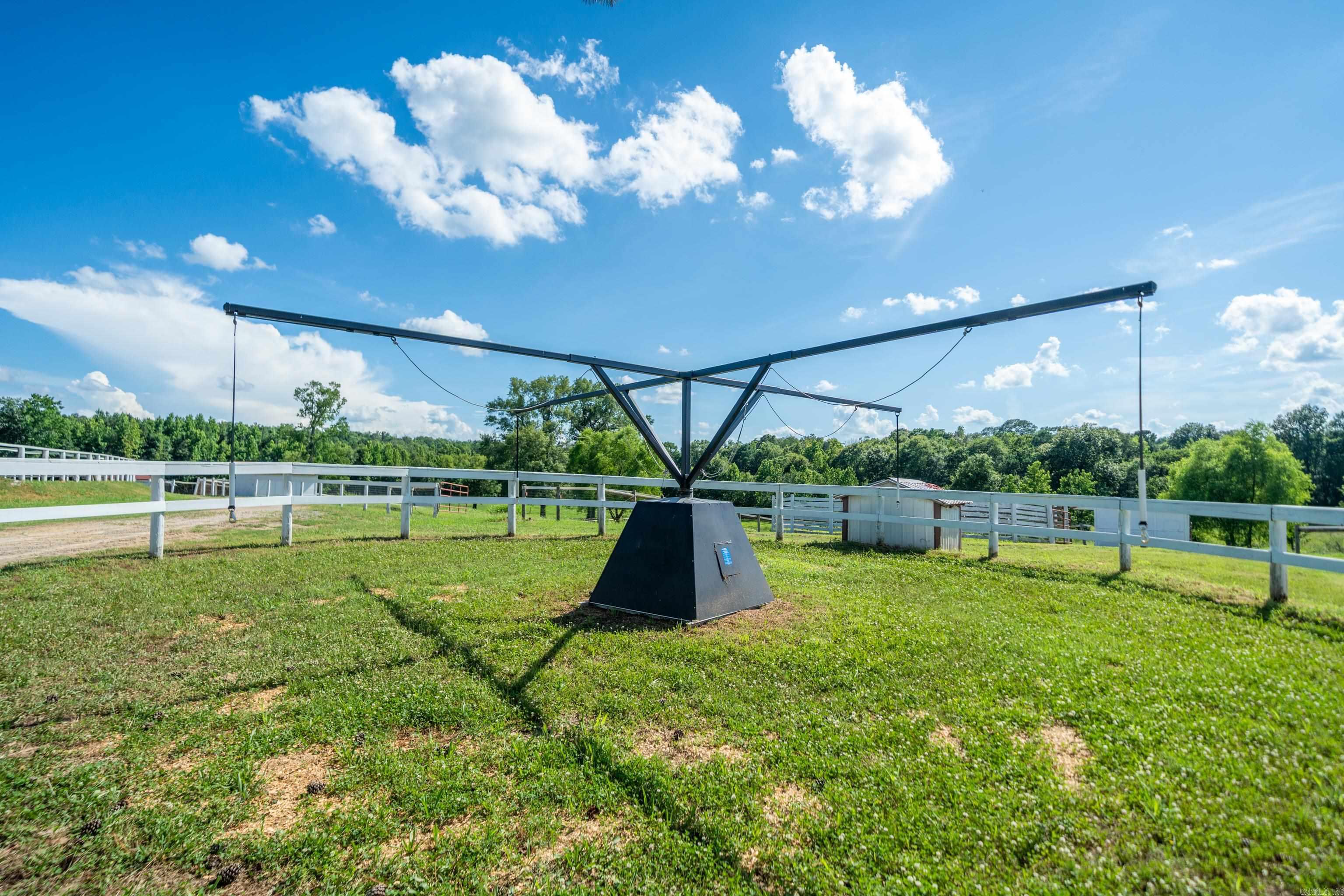 6867 Airport Rd  Bonnerdale, AR
