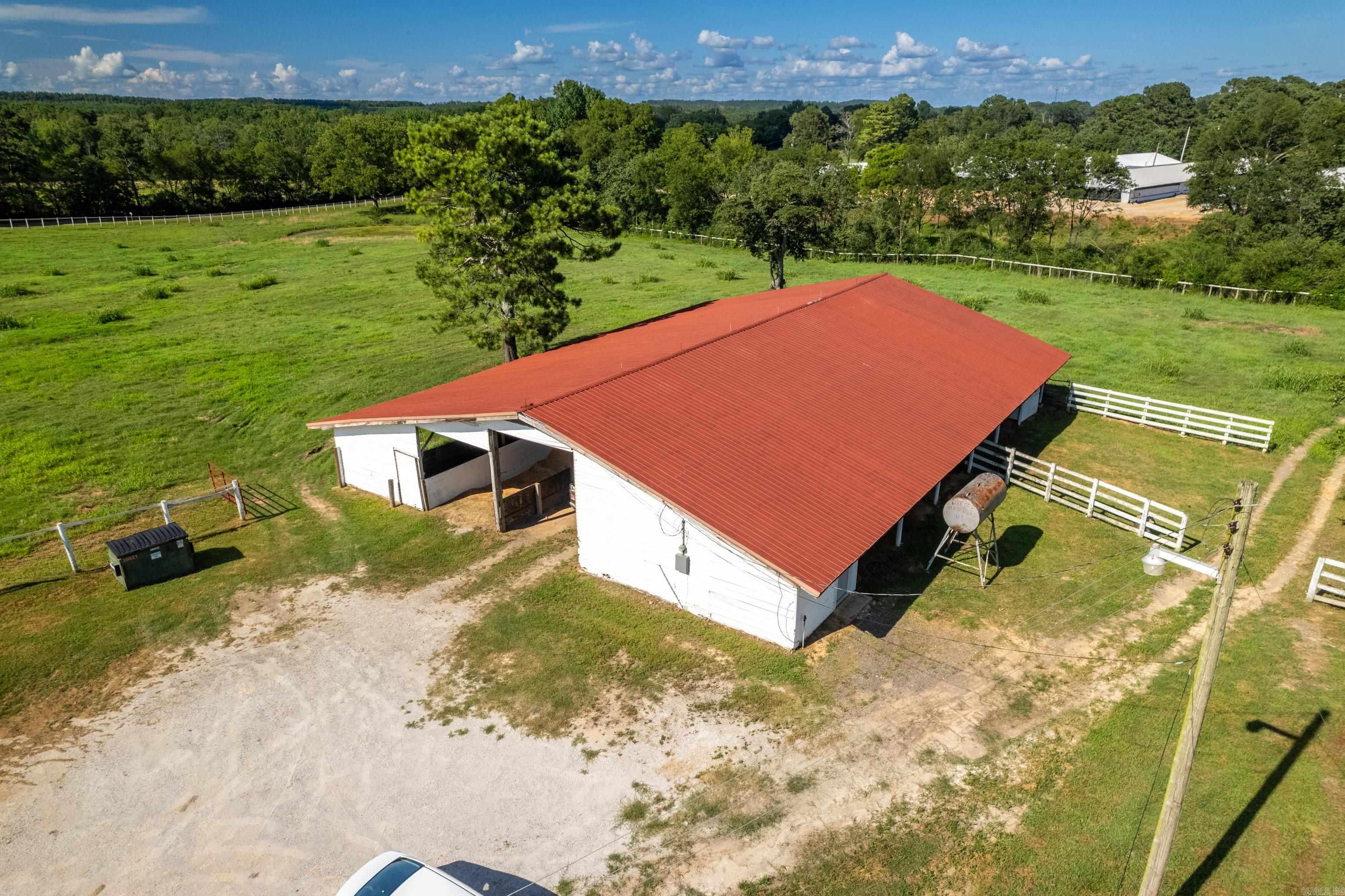 6867 Airport Rd  Bonnerdale, AR