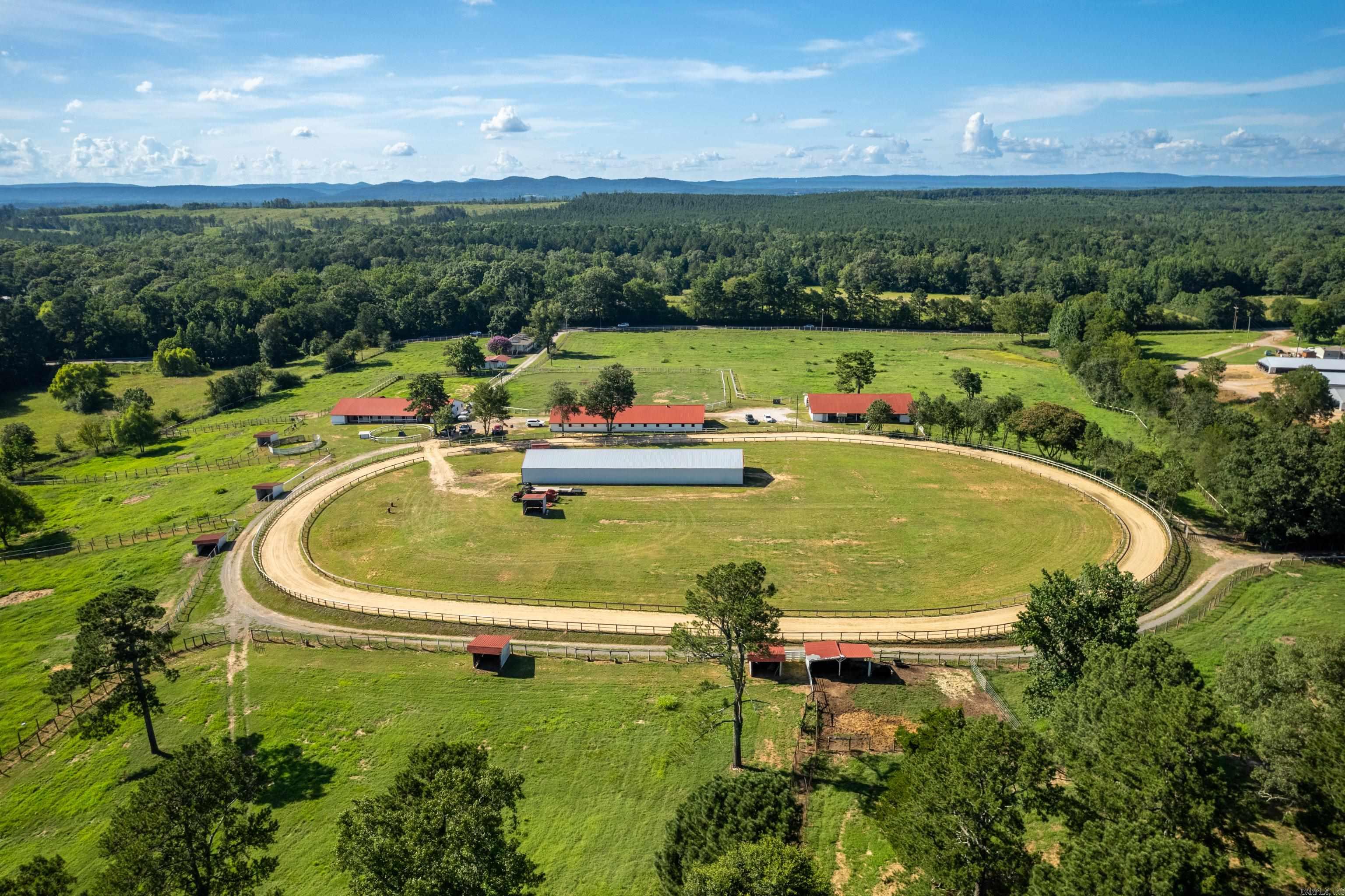 6867 Airport Rd  Bonnerdale, AR
