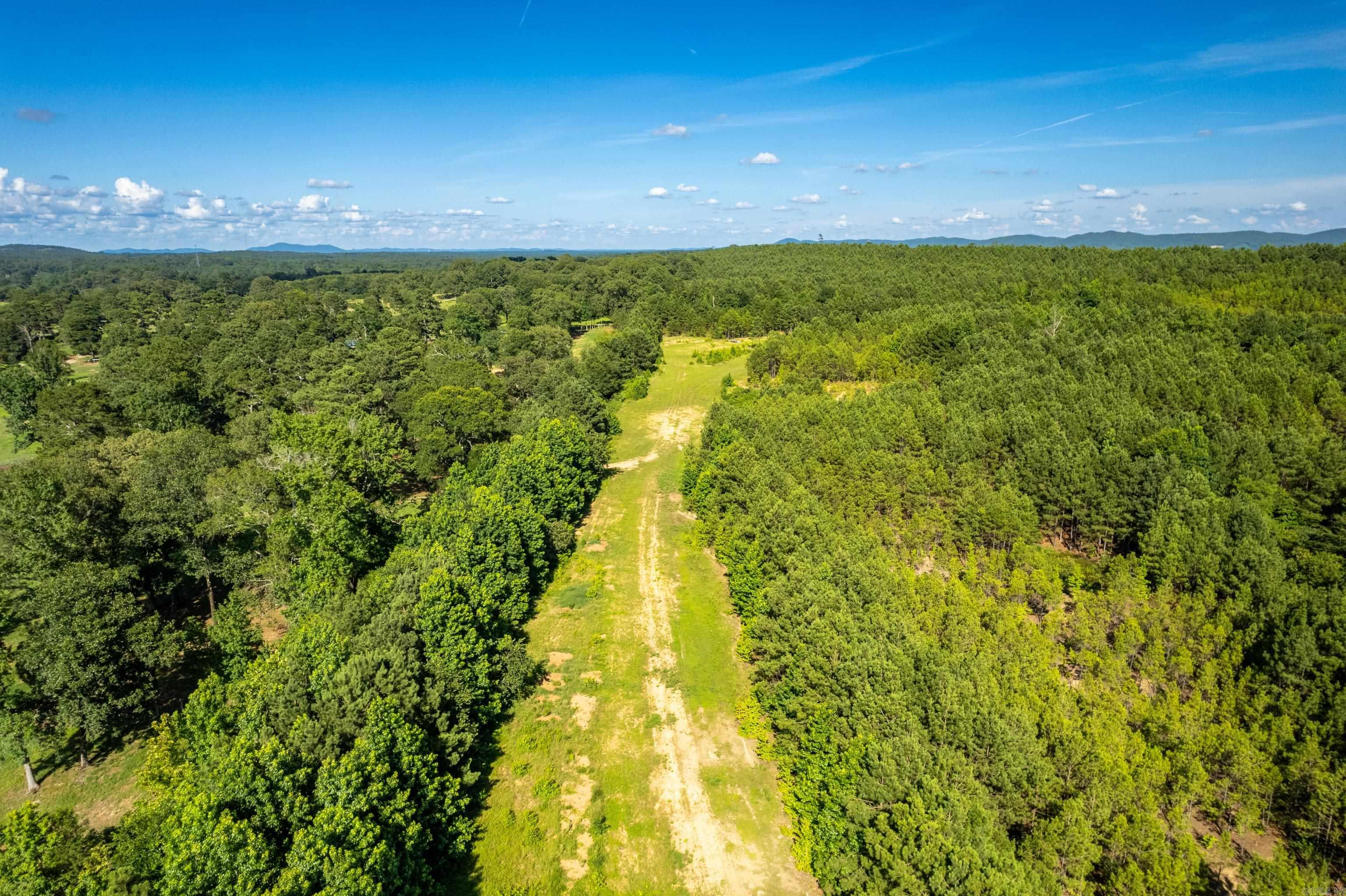 6867 Airport Rd  Bonnerdale, AR