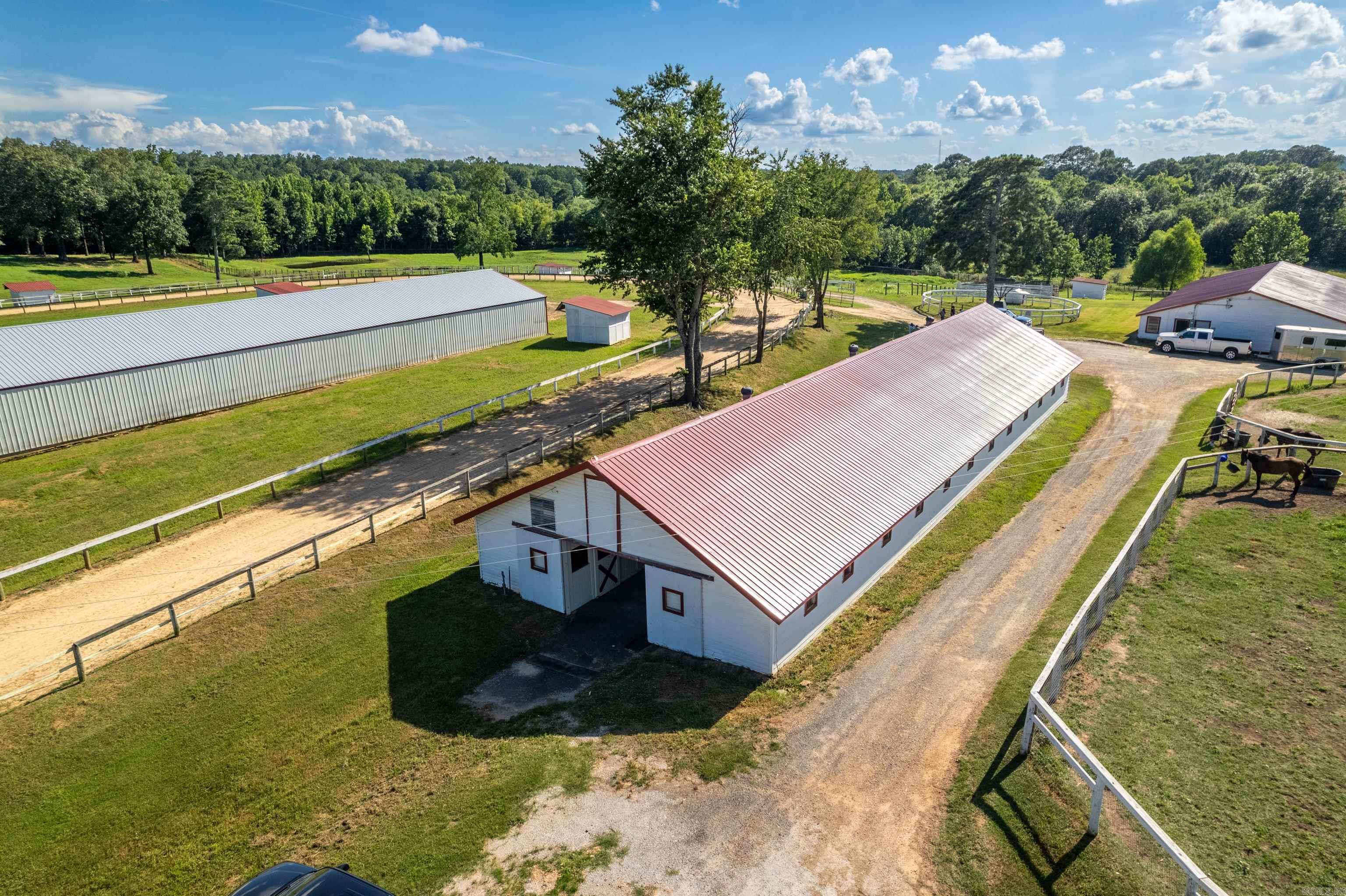 6867 Airport Rd  Bonnerdale, AR