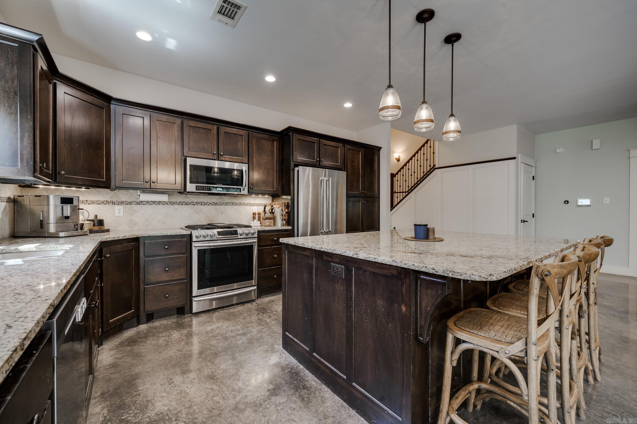 10 Panther Run  Greenbrier, AR