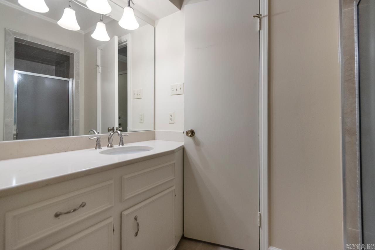 8727 Boulder Lane Little Rock, AR 72227