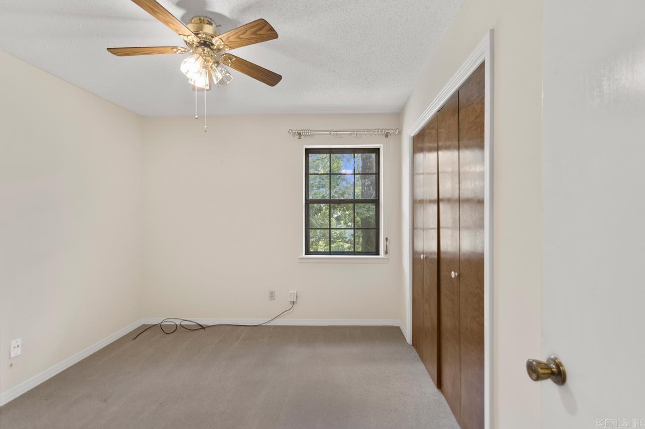 8727 Boulder Lane Little Rock, AR 72227