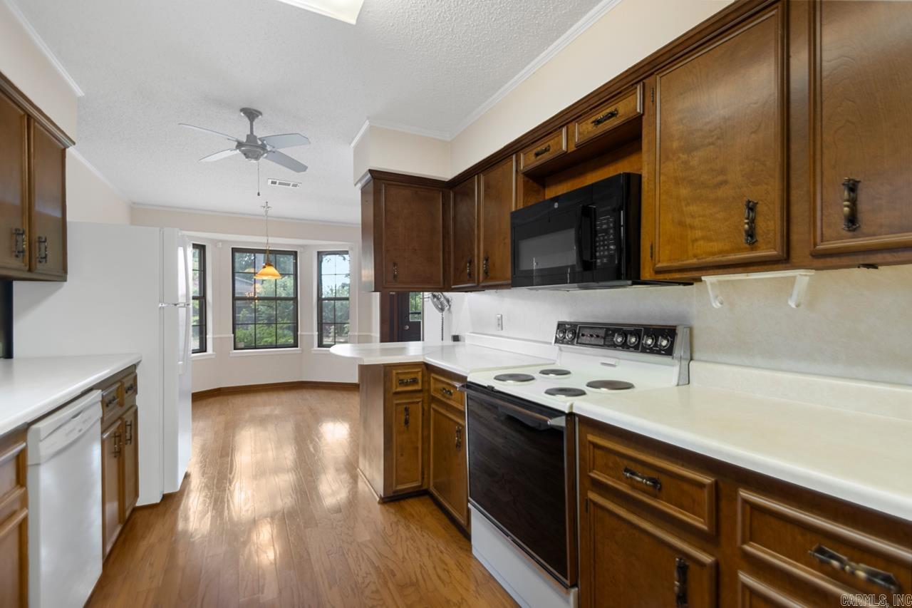 8727 Boulder Lane Little Rock, AR 72227