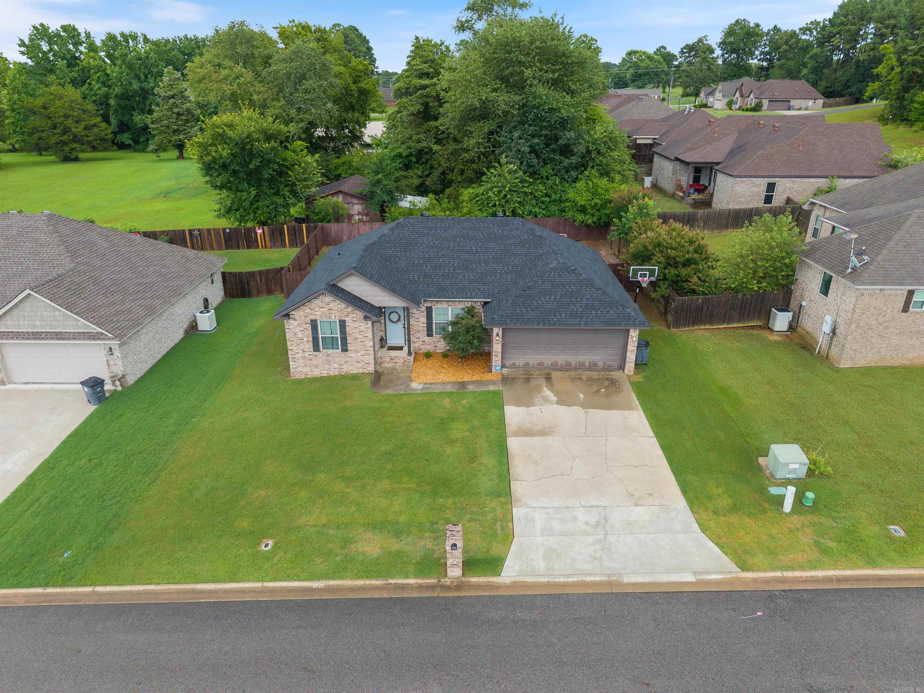 2620 Ridgewood  Searcy, AR