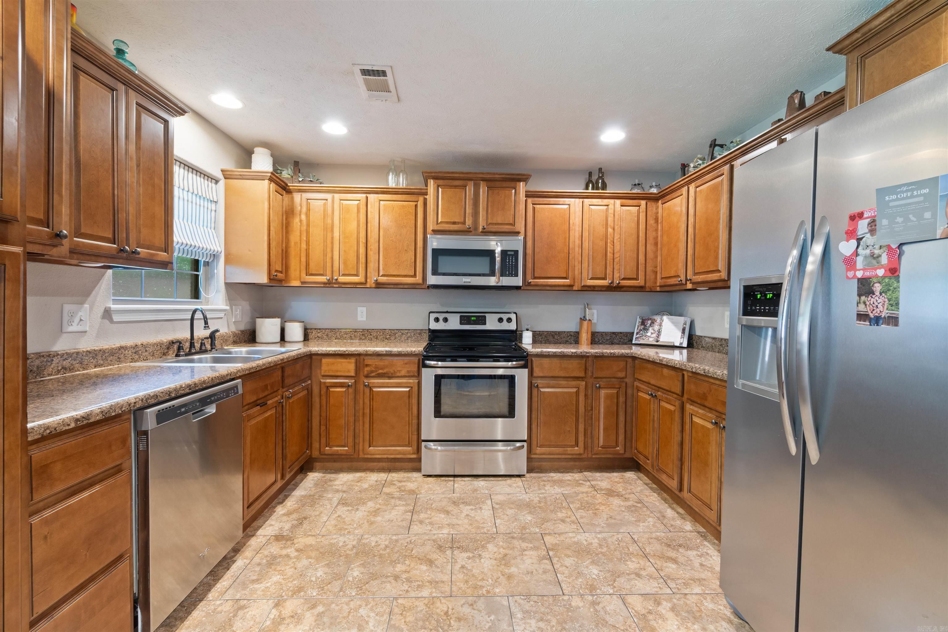 2620 Ridgewood  Searcy, AR
