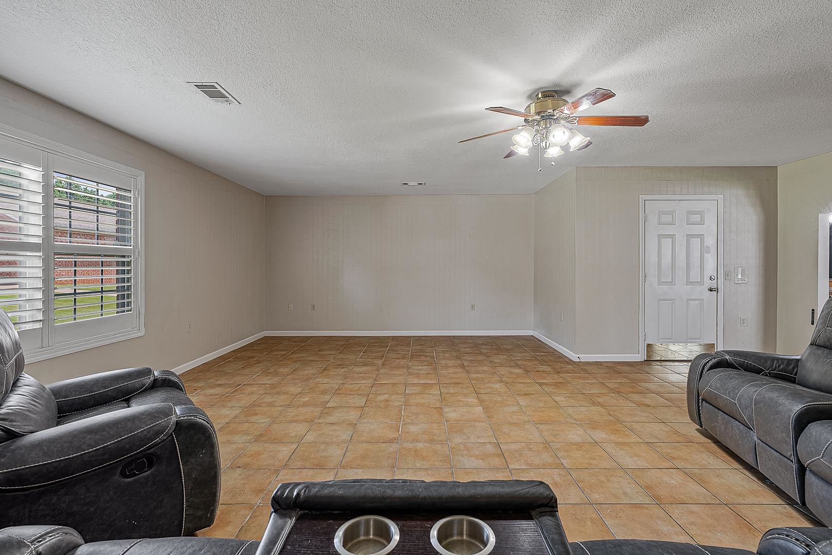 6707 Deerwood  Paragould, AR