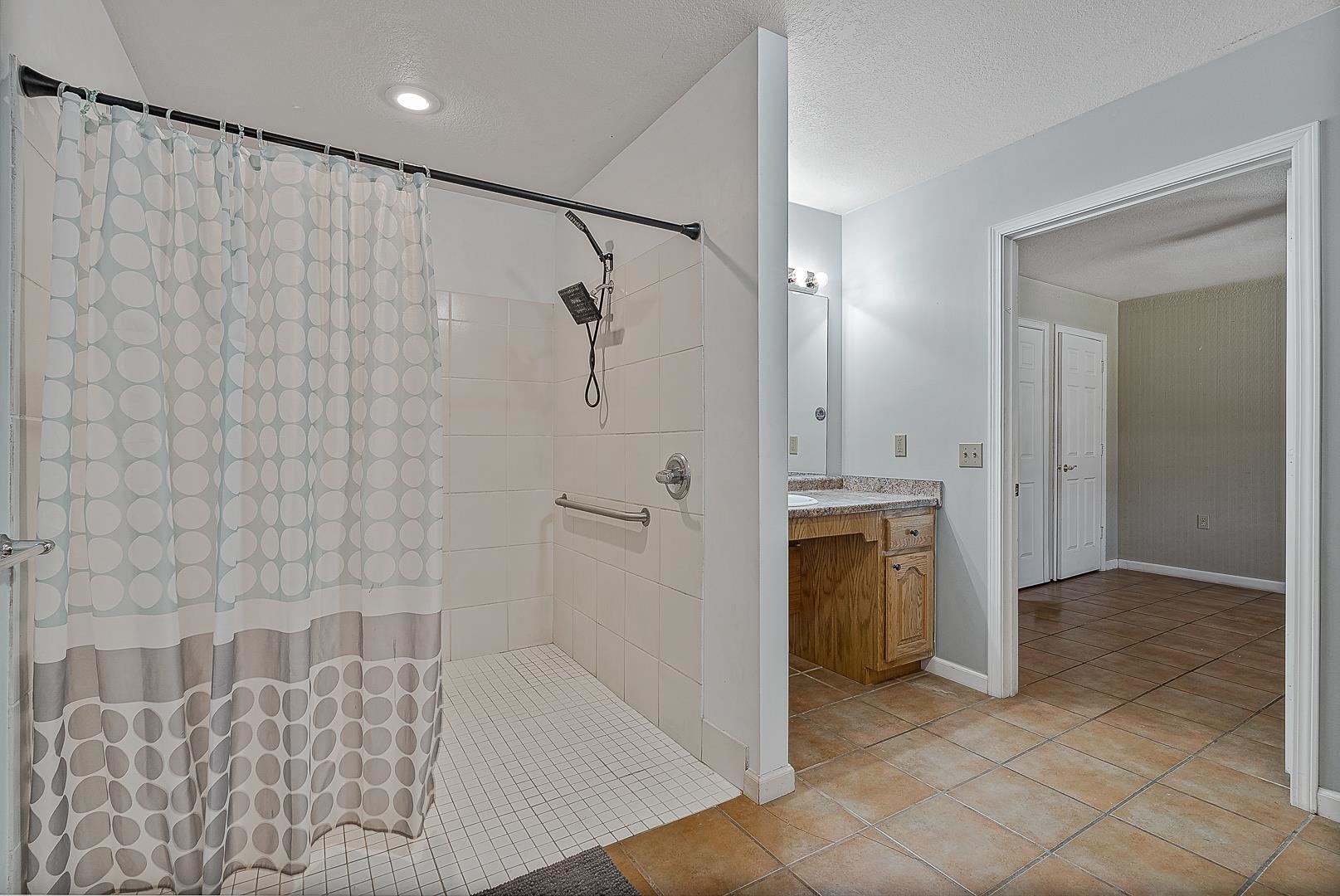 6707 Deerwood  Paragould, AR