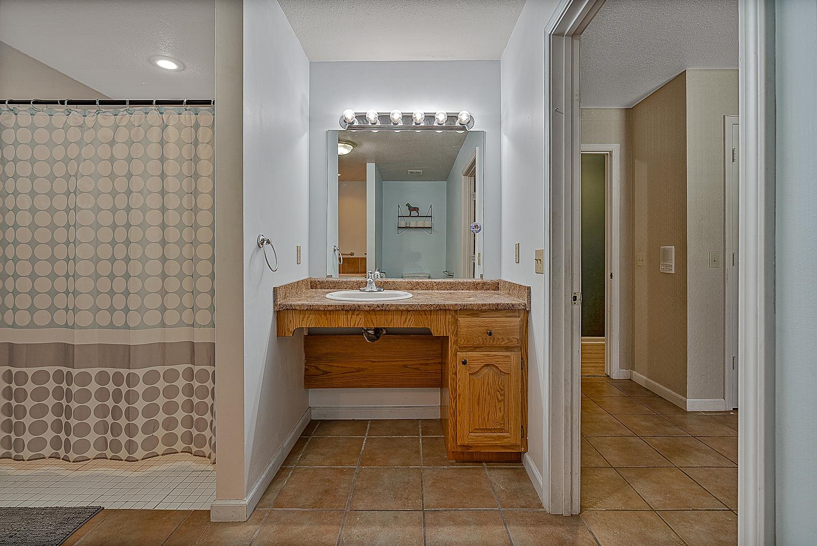 6707 Deerwood  Paragould, AR