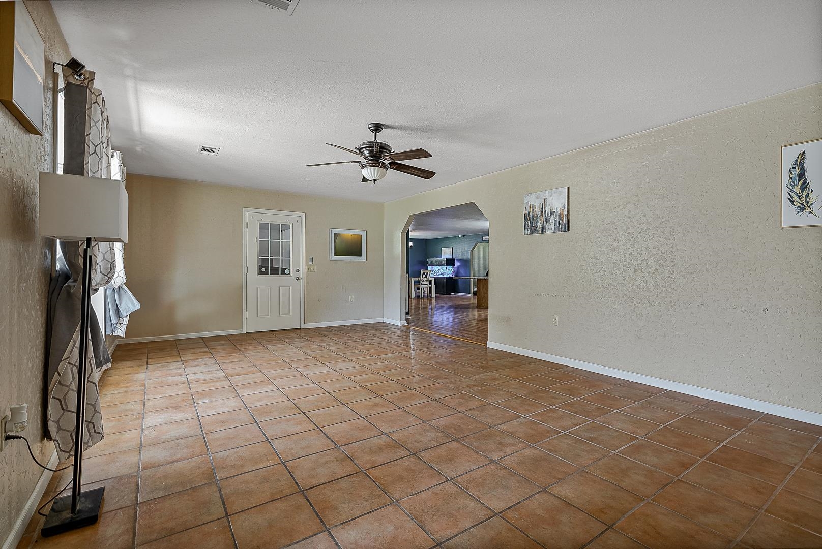 6707 Deerwood  Paragould, AR