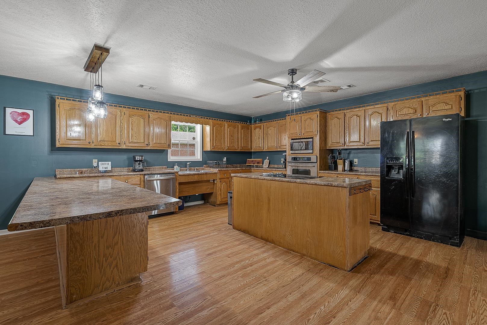6707 Deerwood  Paragould, AR