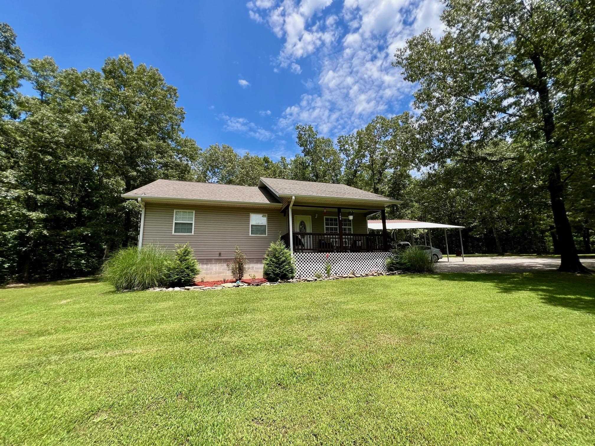 108 Dusty  Highland, AR