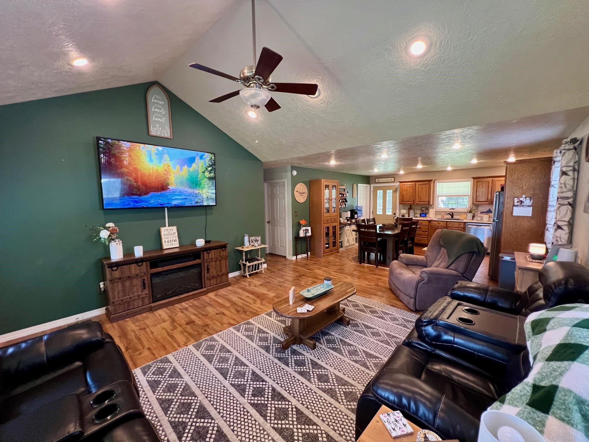 108 Dusty  Highland, AR