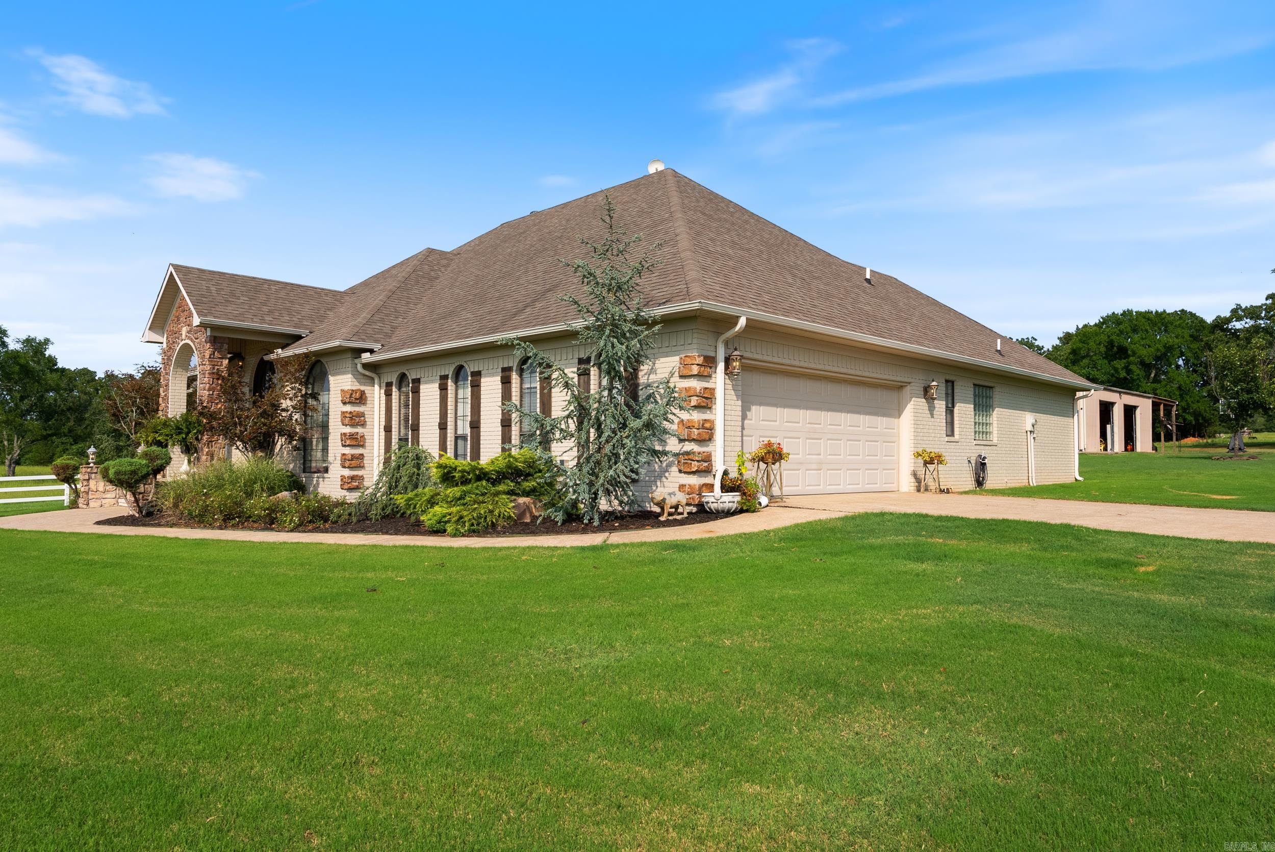 374 Highway 225 East Greenbrier, AR 72058