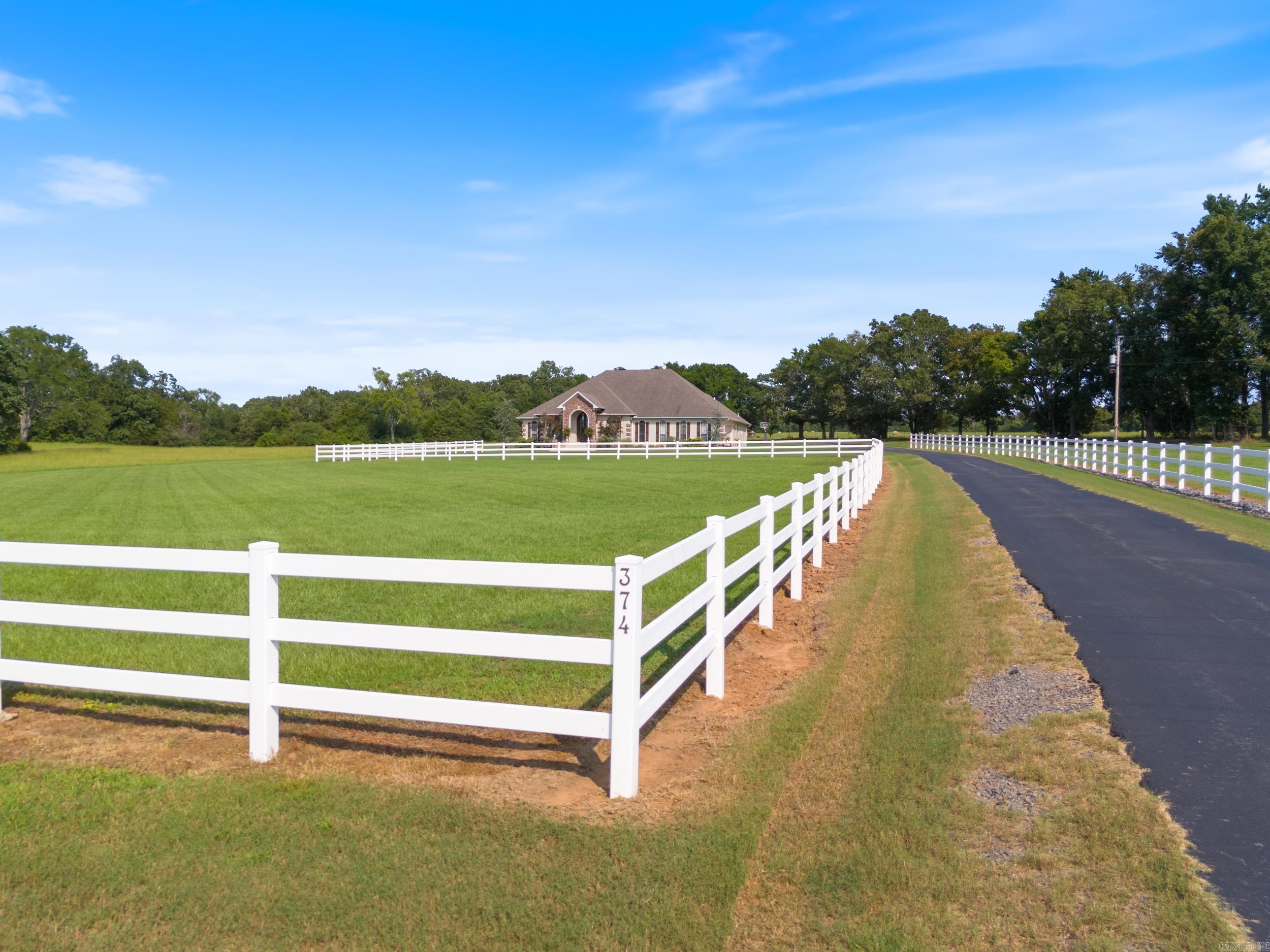374 Highway 225 East Greenbrier, AR 72058