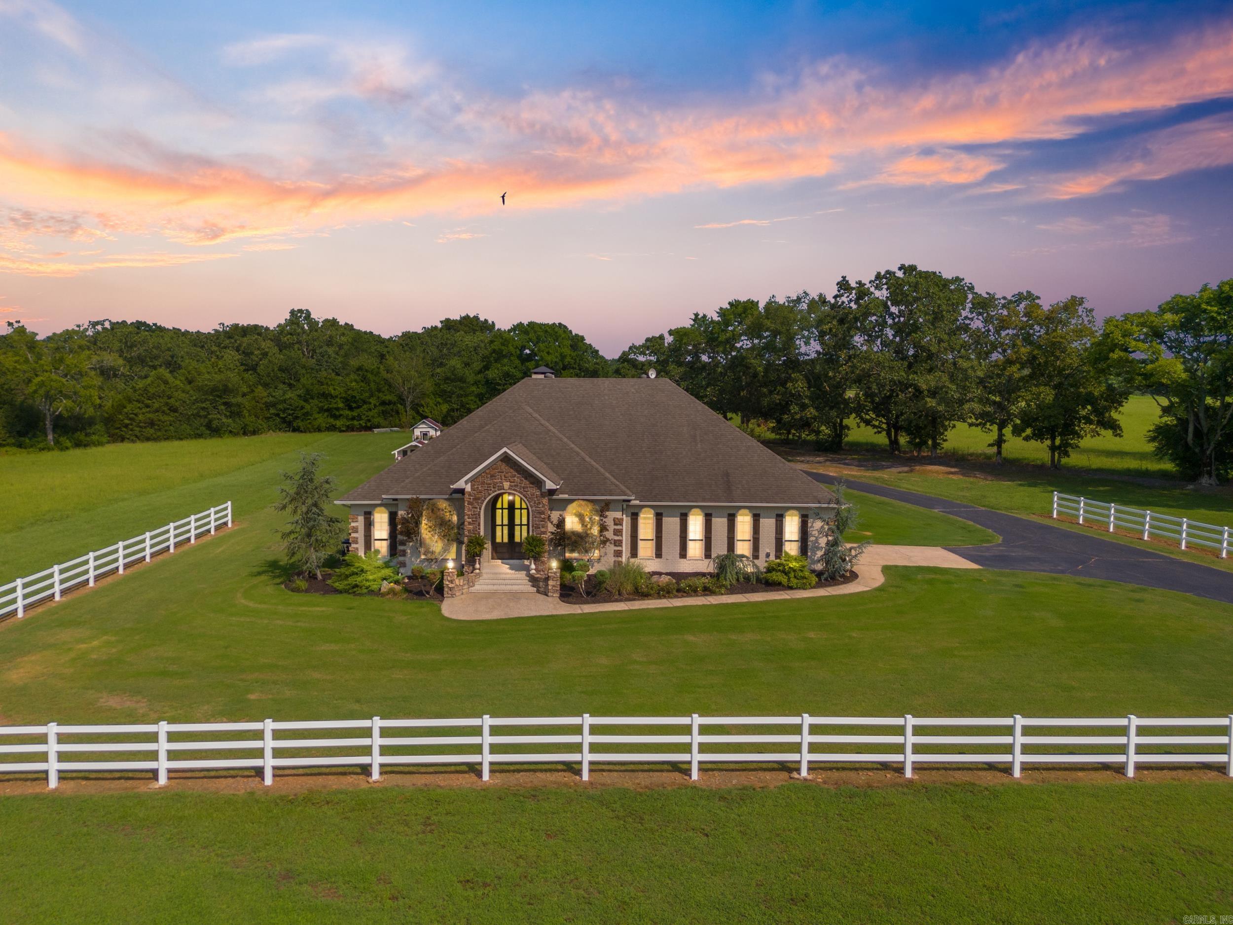 374 Highway 225 East Greenbrier, AR 72058