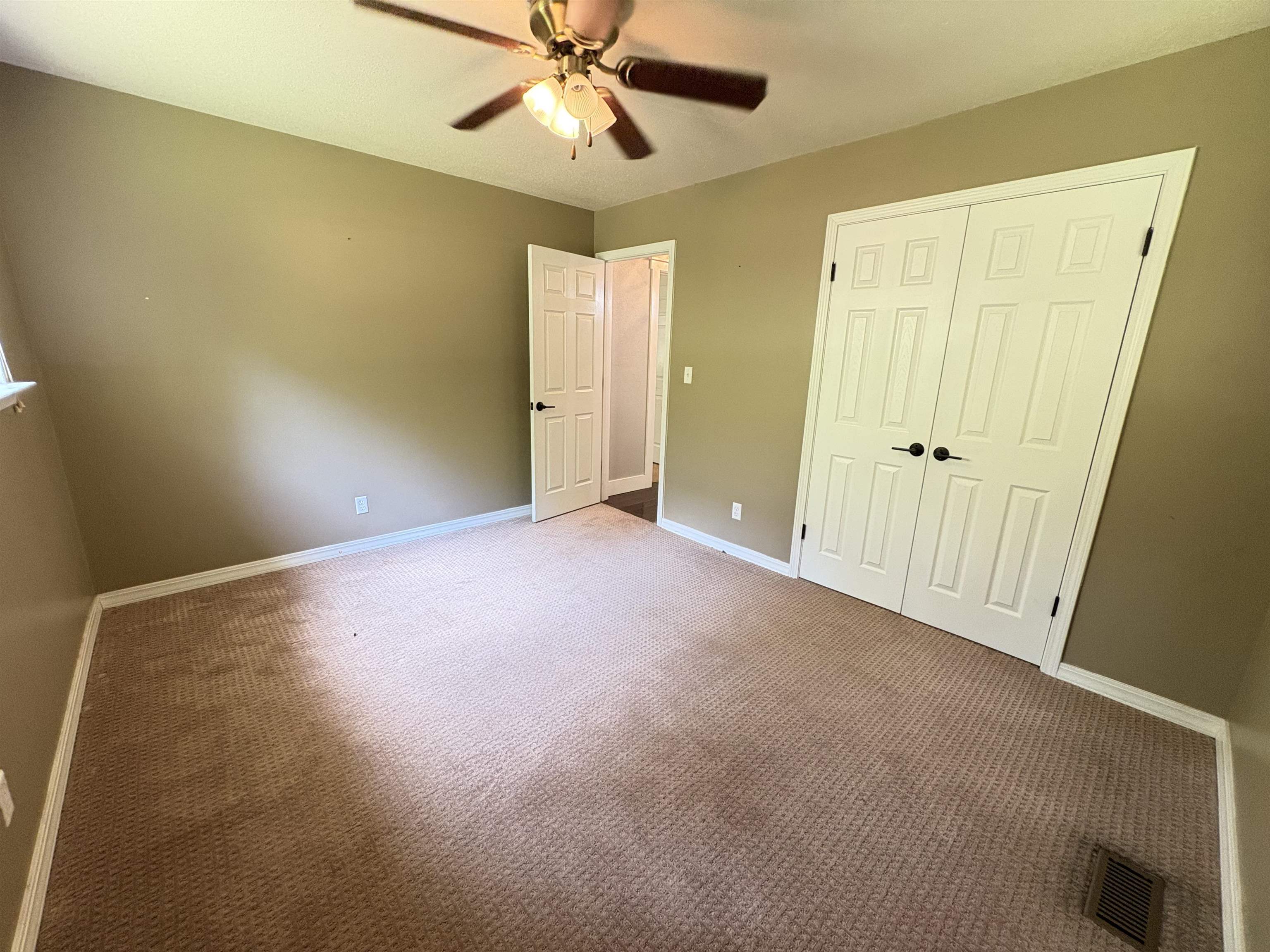 7 Odessa  Cherokee Village, AR