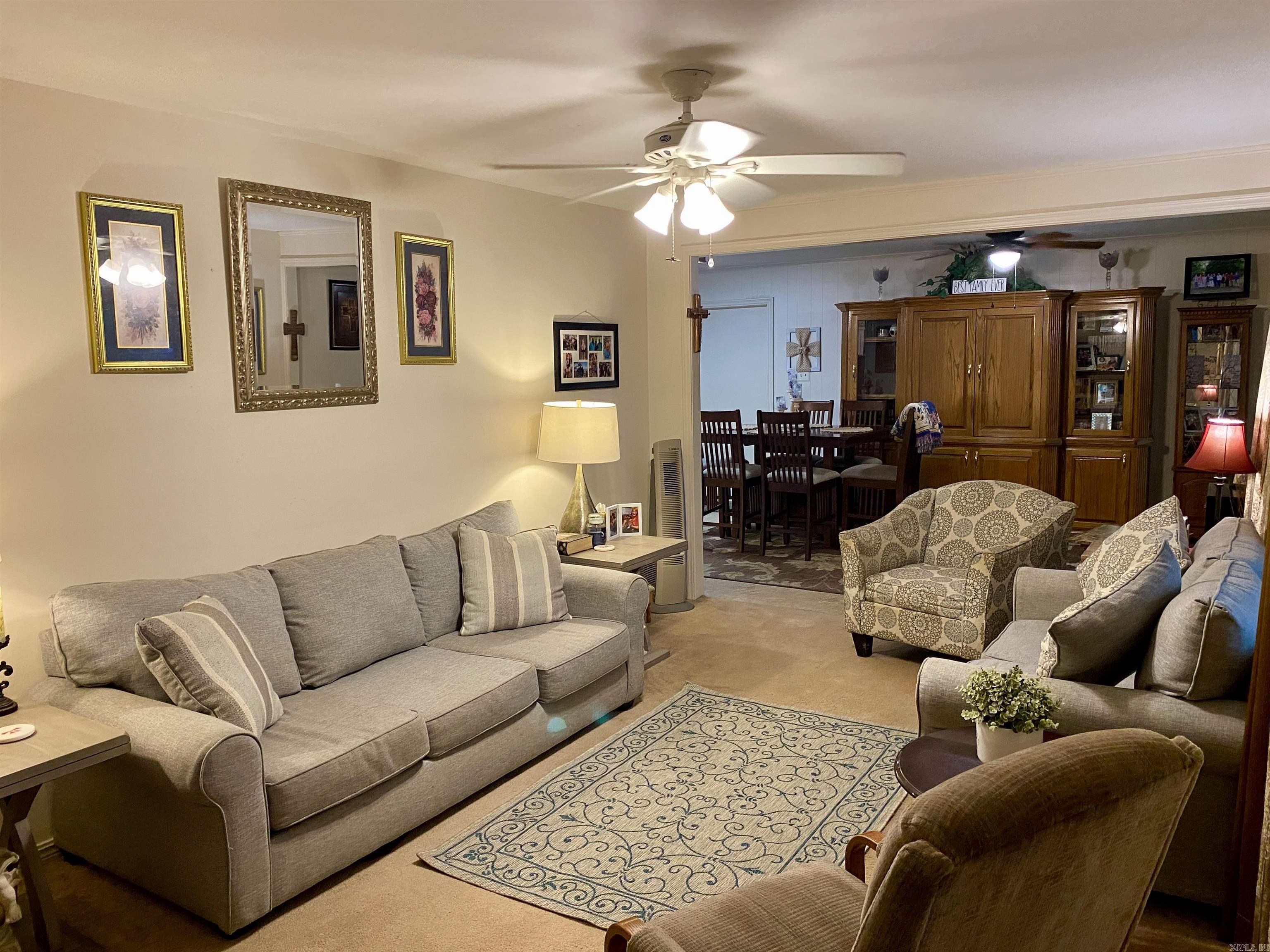 2802 N Erie Avenue Russellville, AR 72802